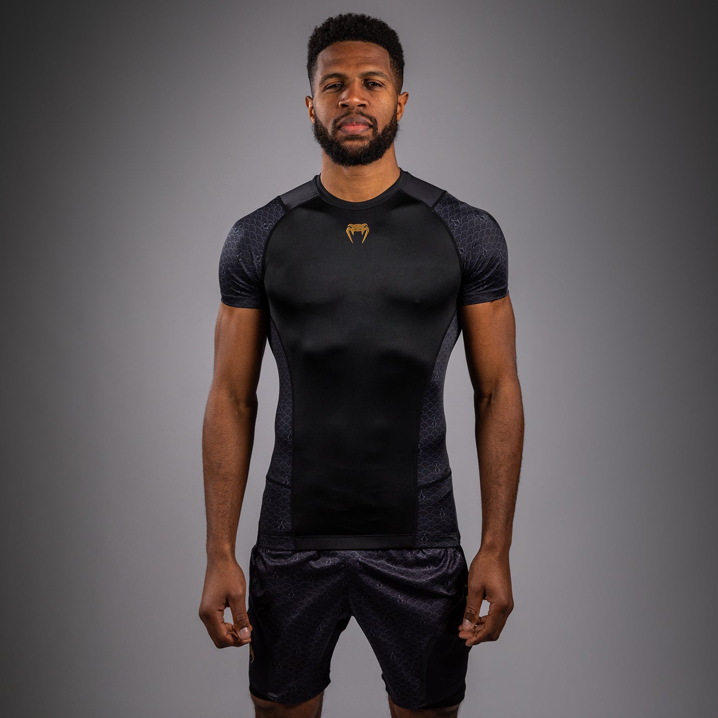Venum x Assassin’s Creed Shadows Rashguard a maniche corte - Nero