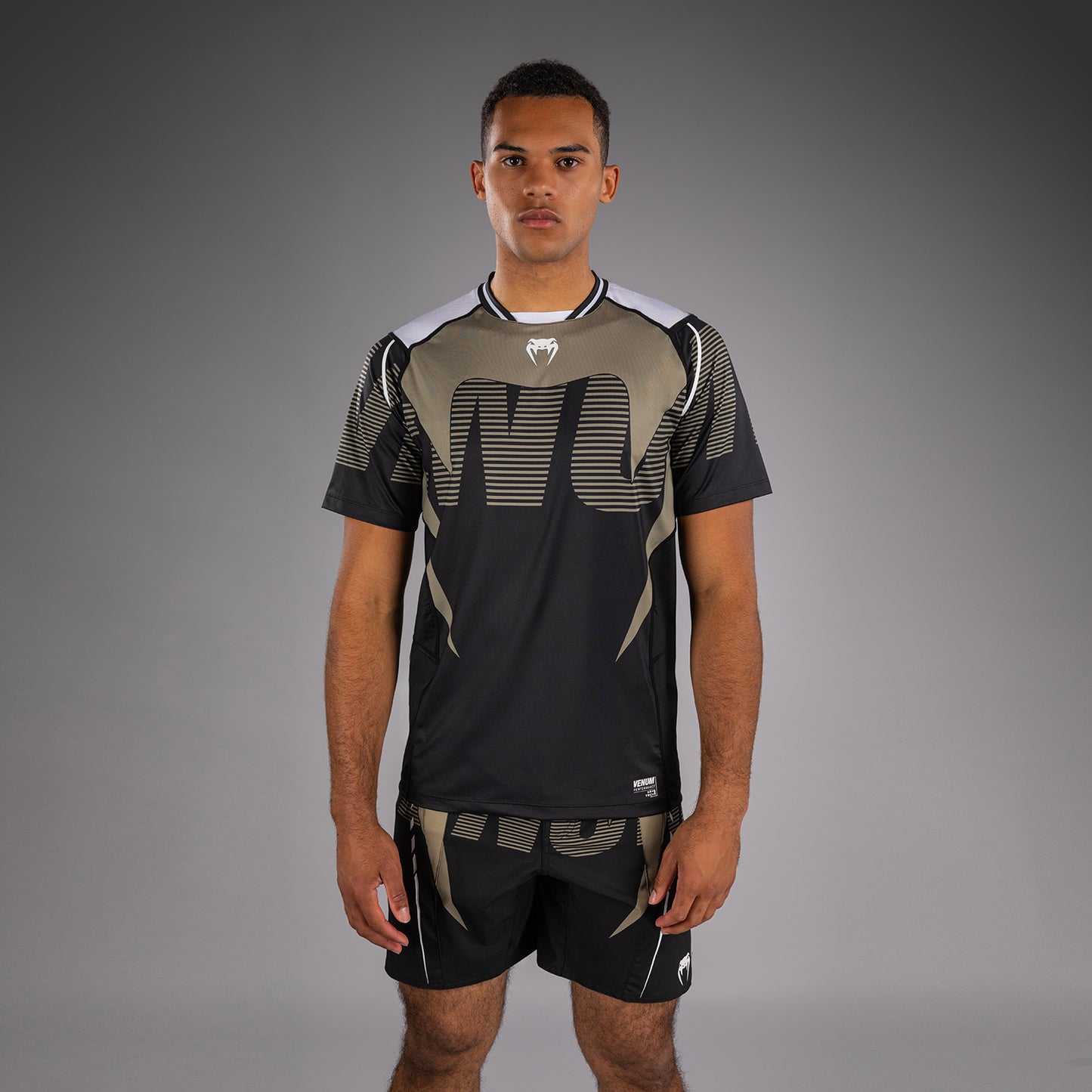 Venum Adrenaline Dry Tech T-Shirt – Nero/Sabbia