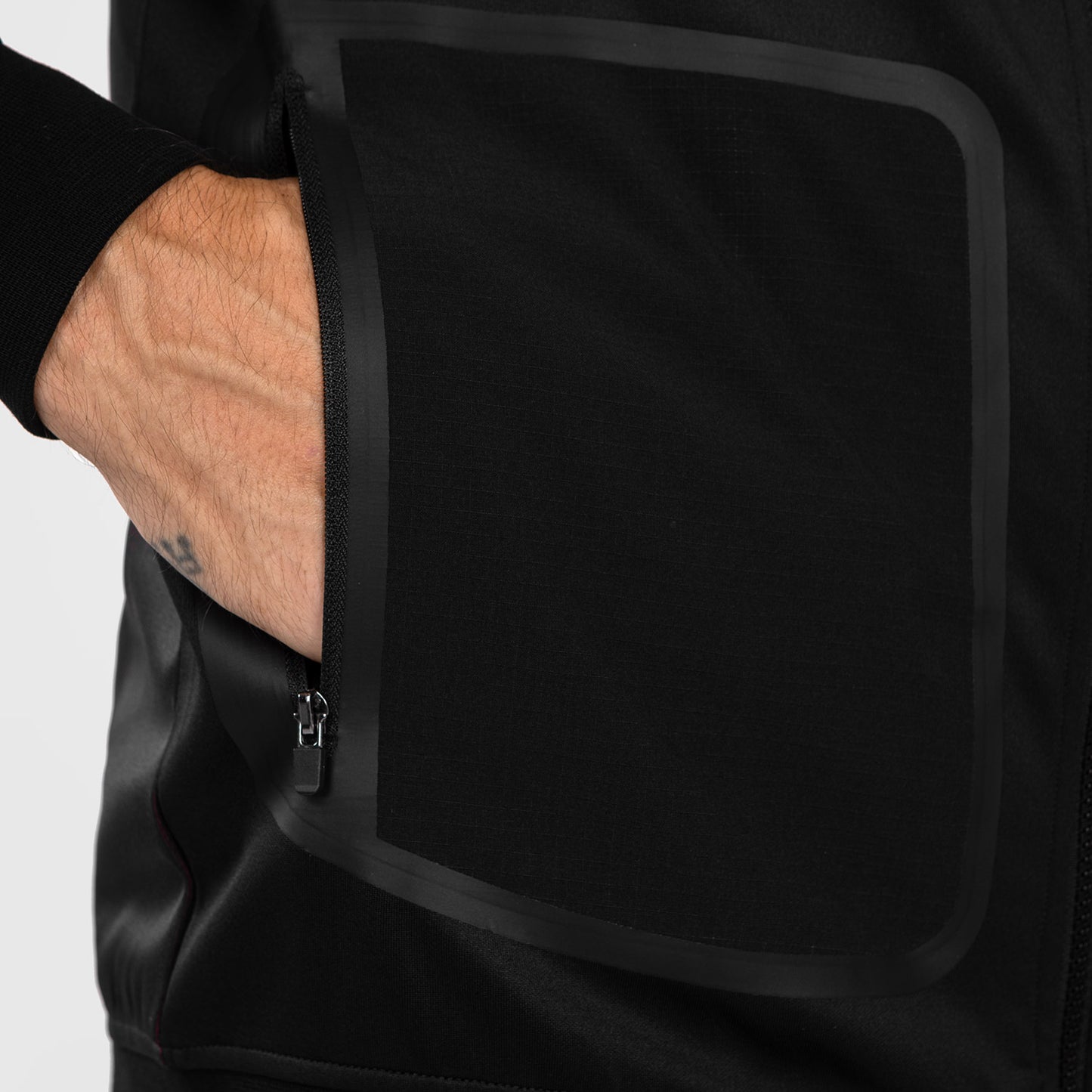 UFC Venum Performance Institute 2.0 Felpa con cappuccio con zip da uomo - Nero/Rosso