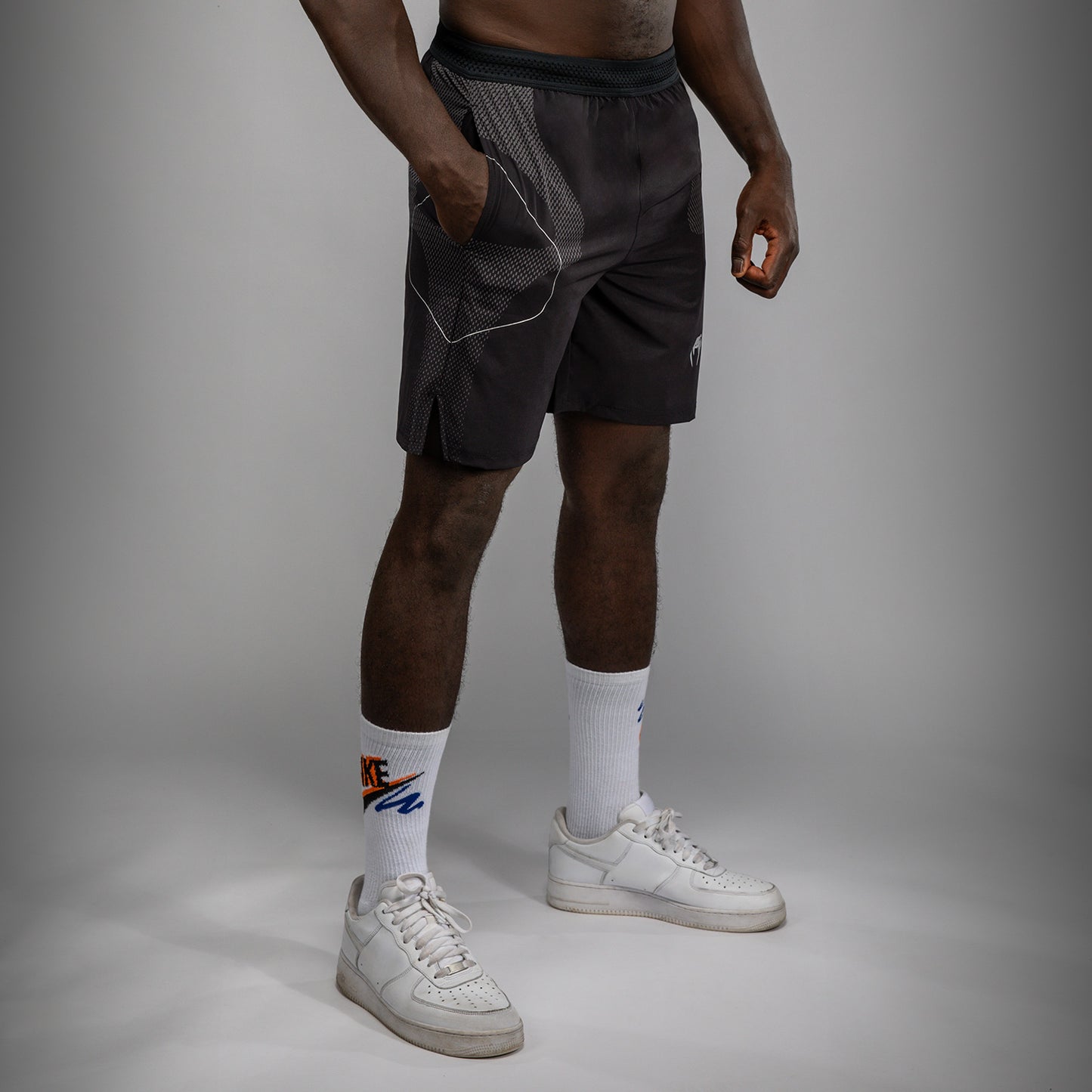Venum Nexus Pantaloncini da allenamento – Nero/Argento