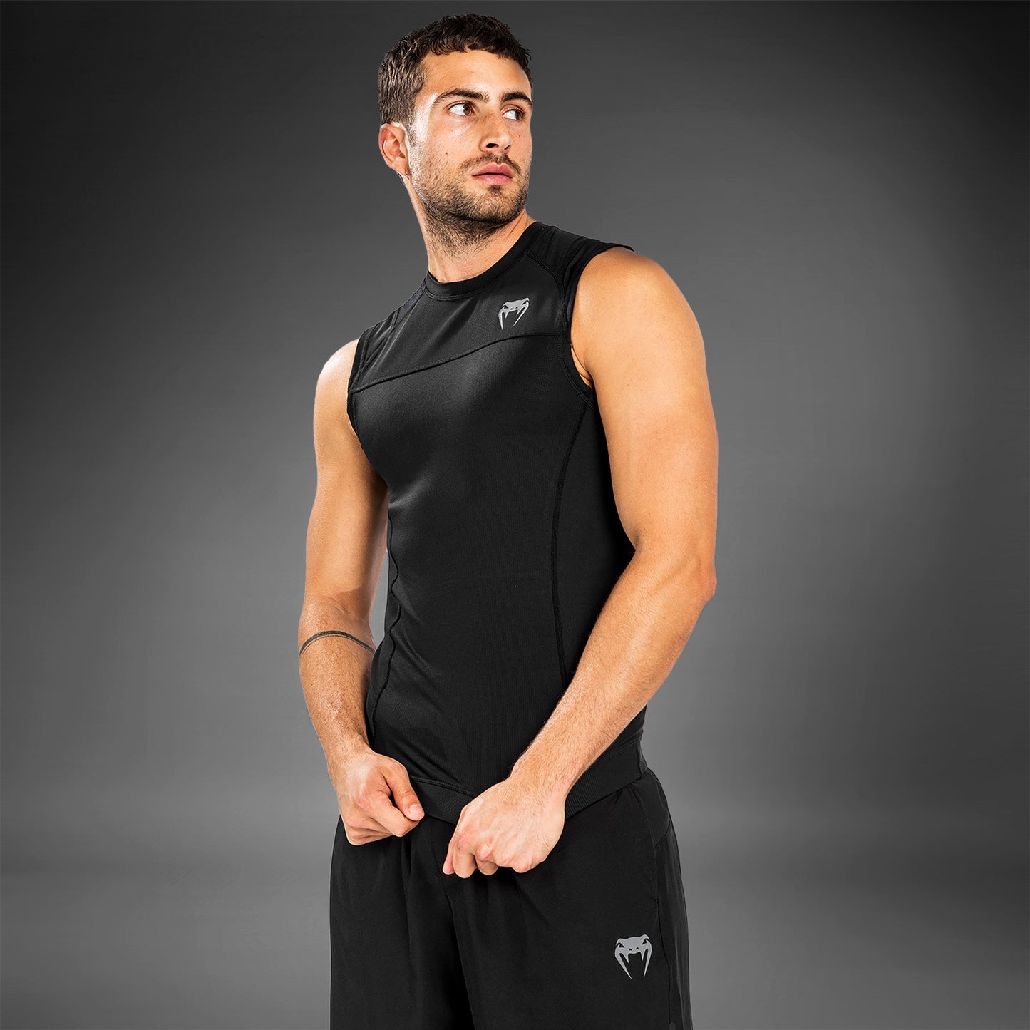 Venum G-Fit Air Rashguard senza maniche - Nero