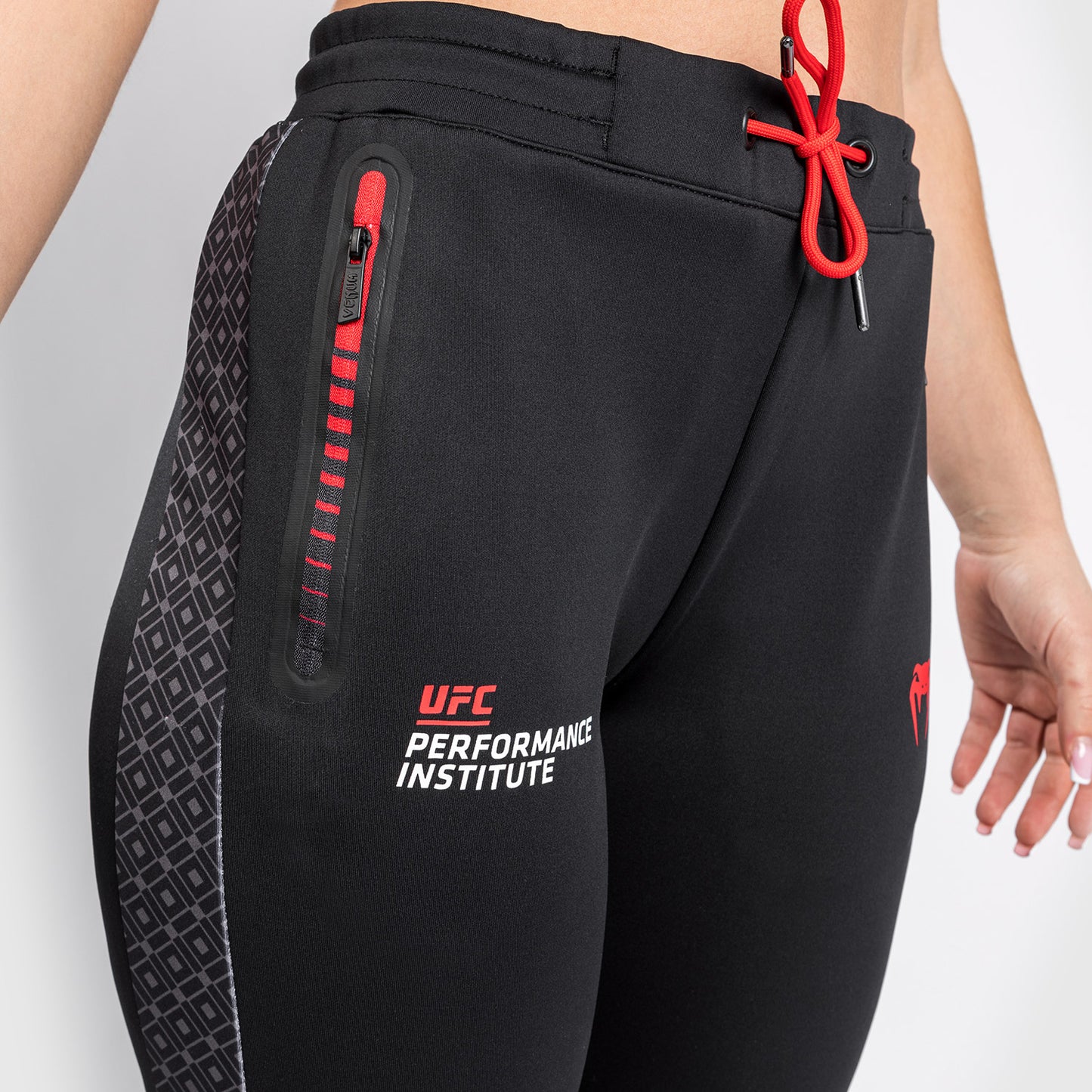 Pantaloni da tuta Venum UFC Performance Institute - Per Donna - Nero/Rosso