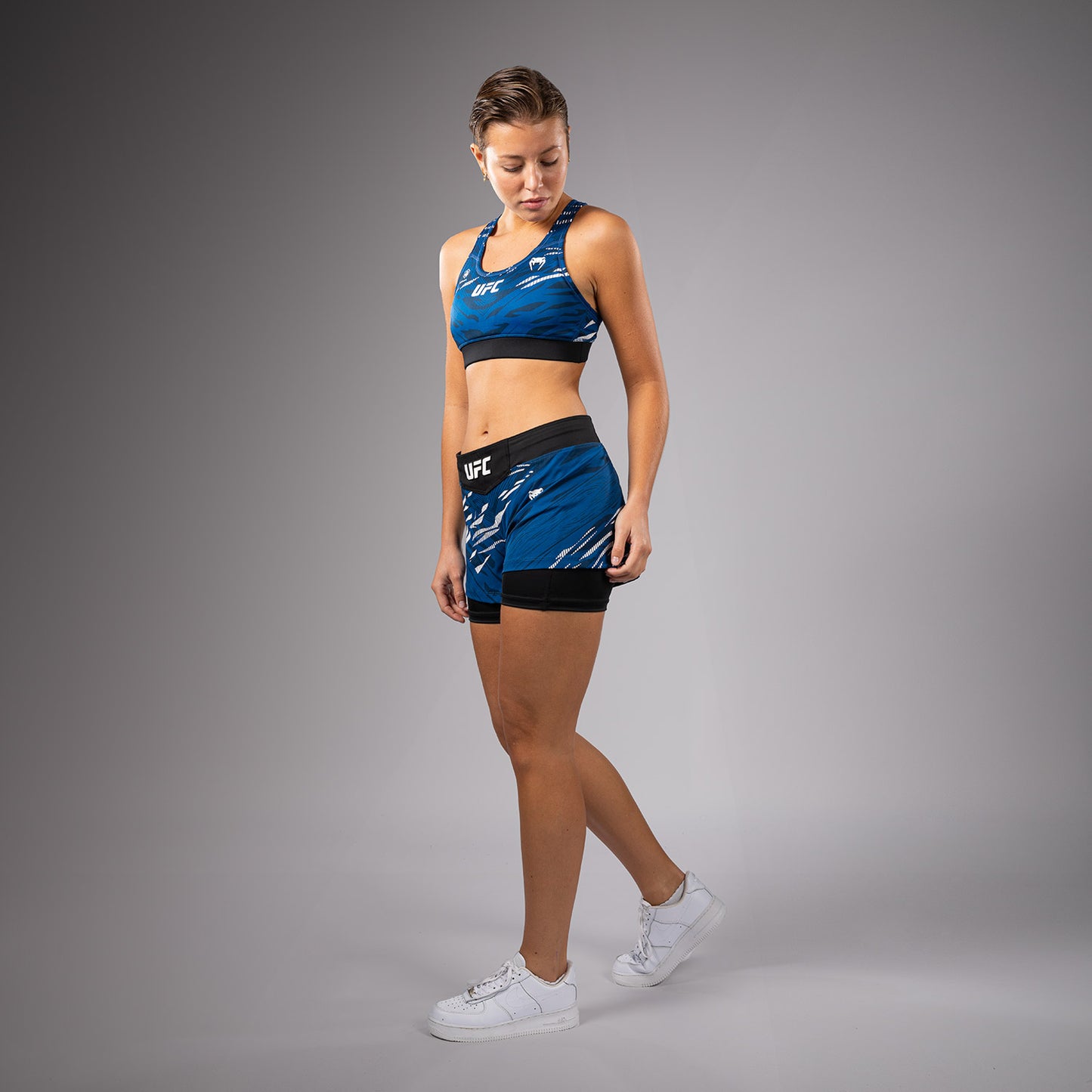 UFC Fusion by Venum Authentic Fight Night Shorts da Lotta per Donna - Blu