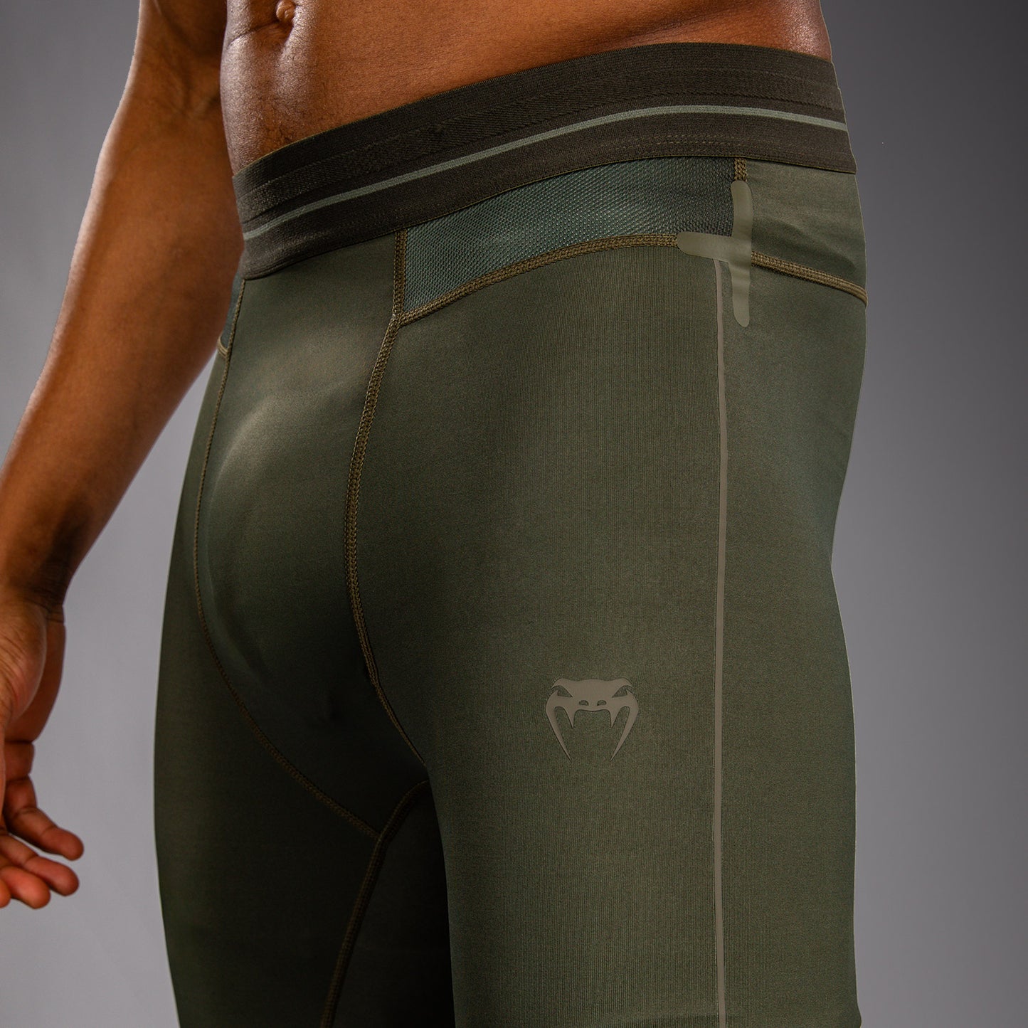 Venum Stealth Spats – Kaki/Verde Scuro