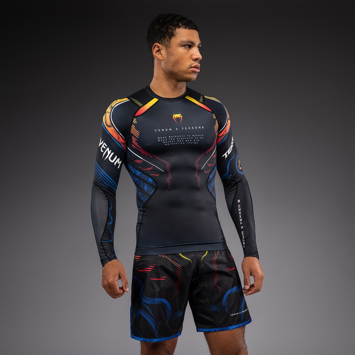 Venum x TEKKEN 8 Rashguard a Maniche Lunghe - Yoshimitsu - Nero/Arancione