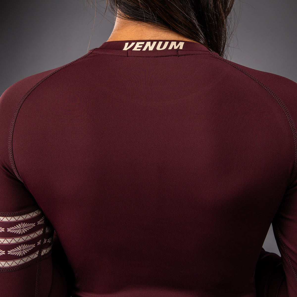 Venum Talisman Rashguard a Maniche Lunghe - Prugna