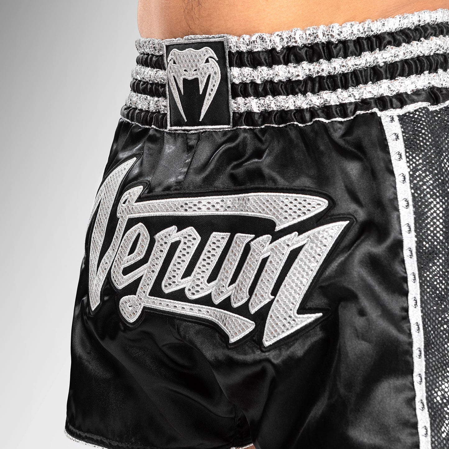Venum Absolute 2.0 Pantaloncini da Muay Thai - Neri/Argento