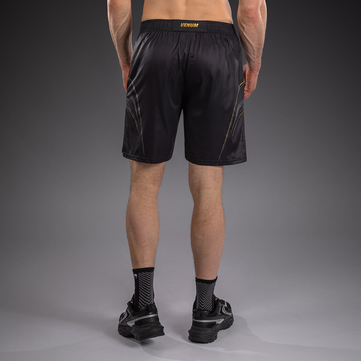 Venum Streamline Pantaloncini da Allenamento – Nero/Oro
