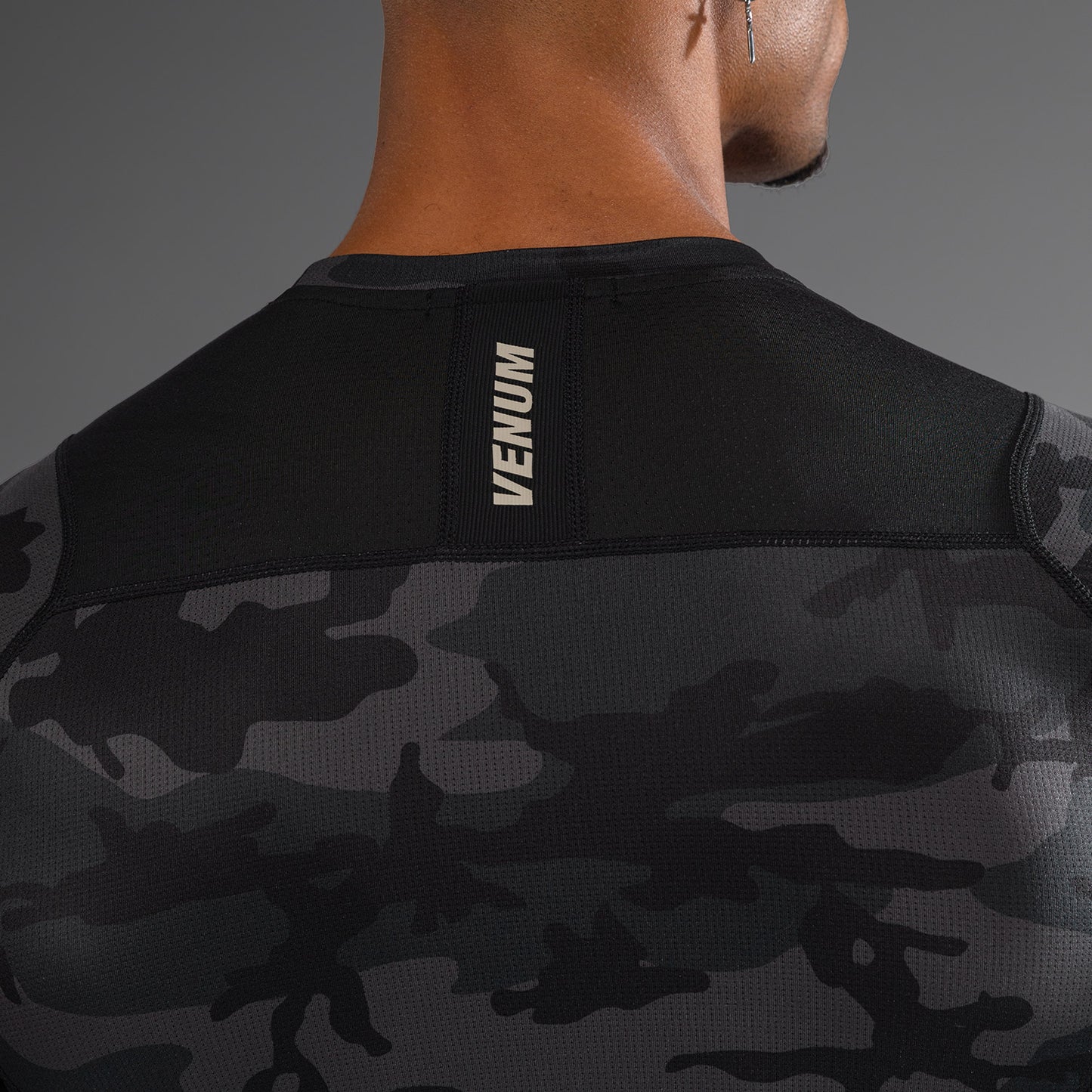 Venum G-Fit Air Rashguard a maniche Lunghe - Camo Digitale Urbano