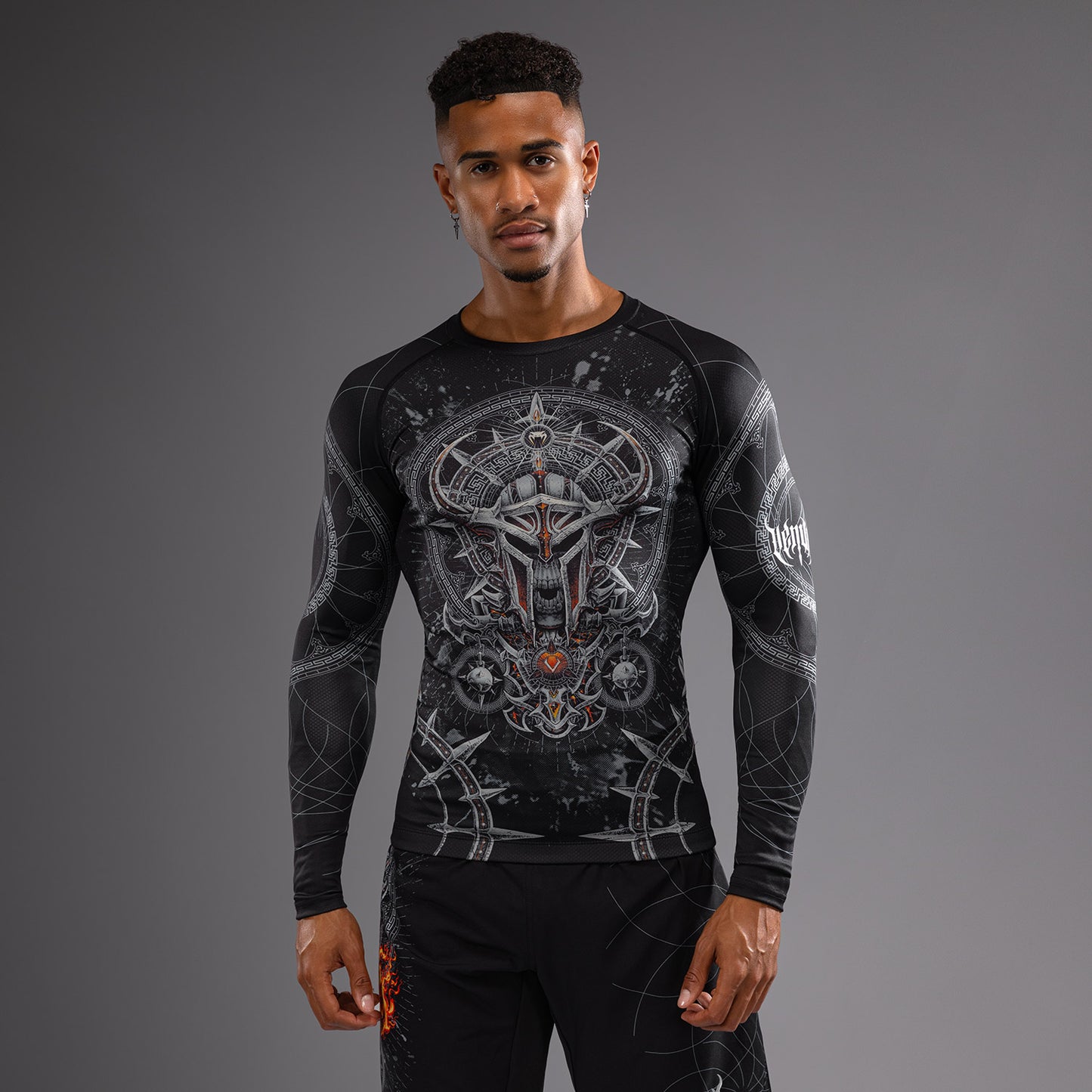 Venum Gladiator 5.0 Rashguard A Maniche Lunghe - Nero/Argento