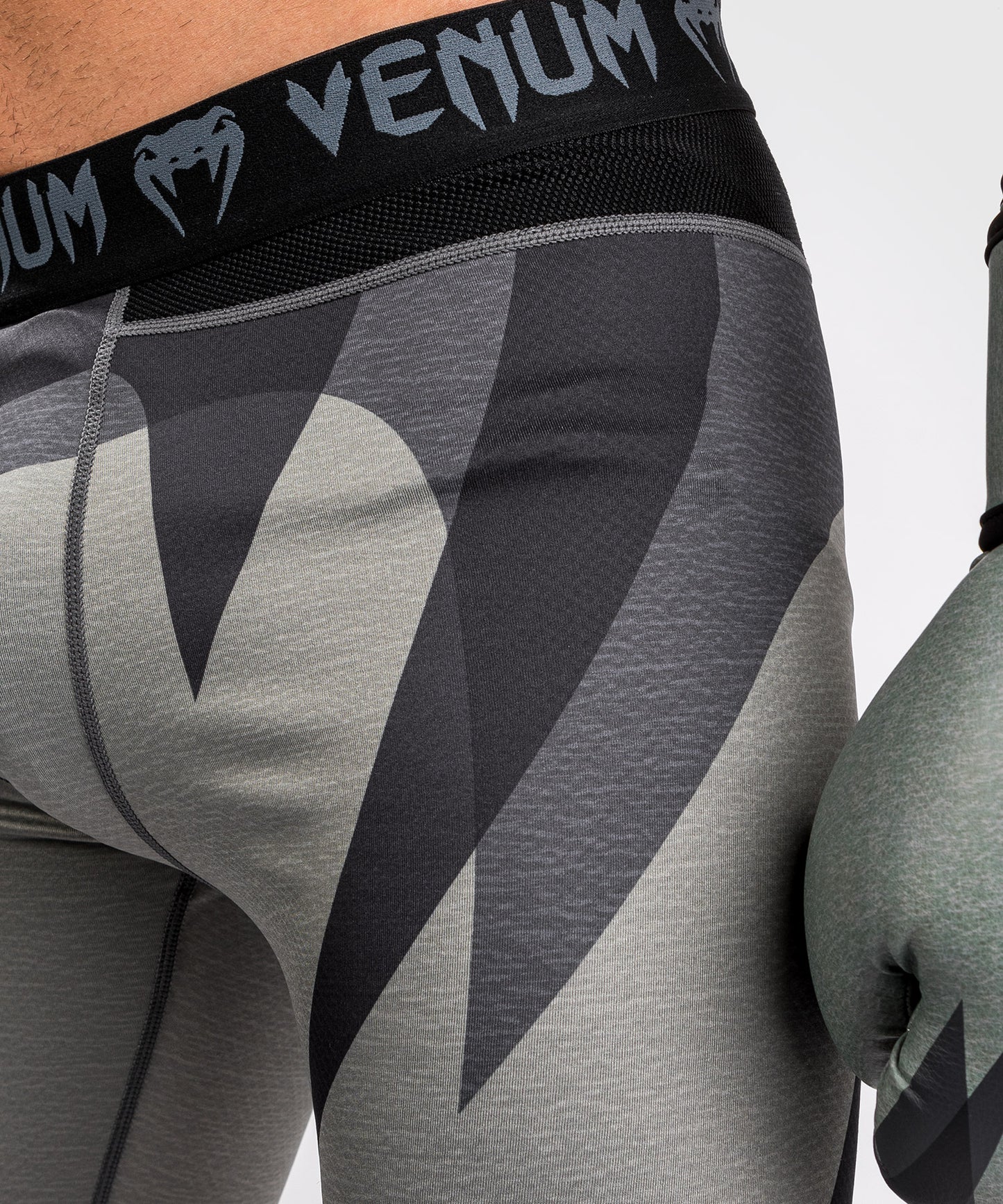Pantaloncini Vale Tudo Venum Stone - Verde minerale