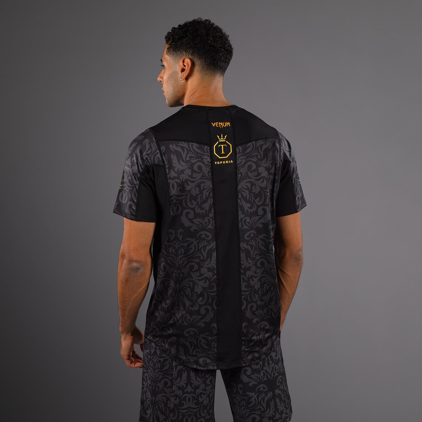 Venum x Topuria Unmatched Edition Maglietta Dry-Tech - Nero/Oro