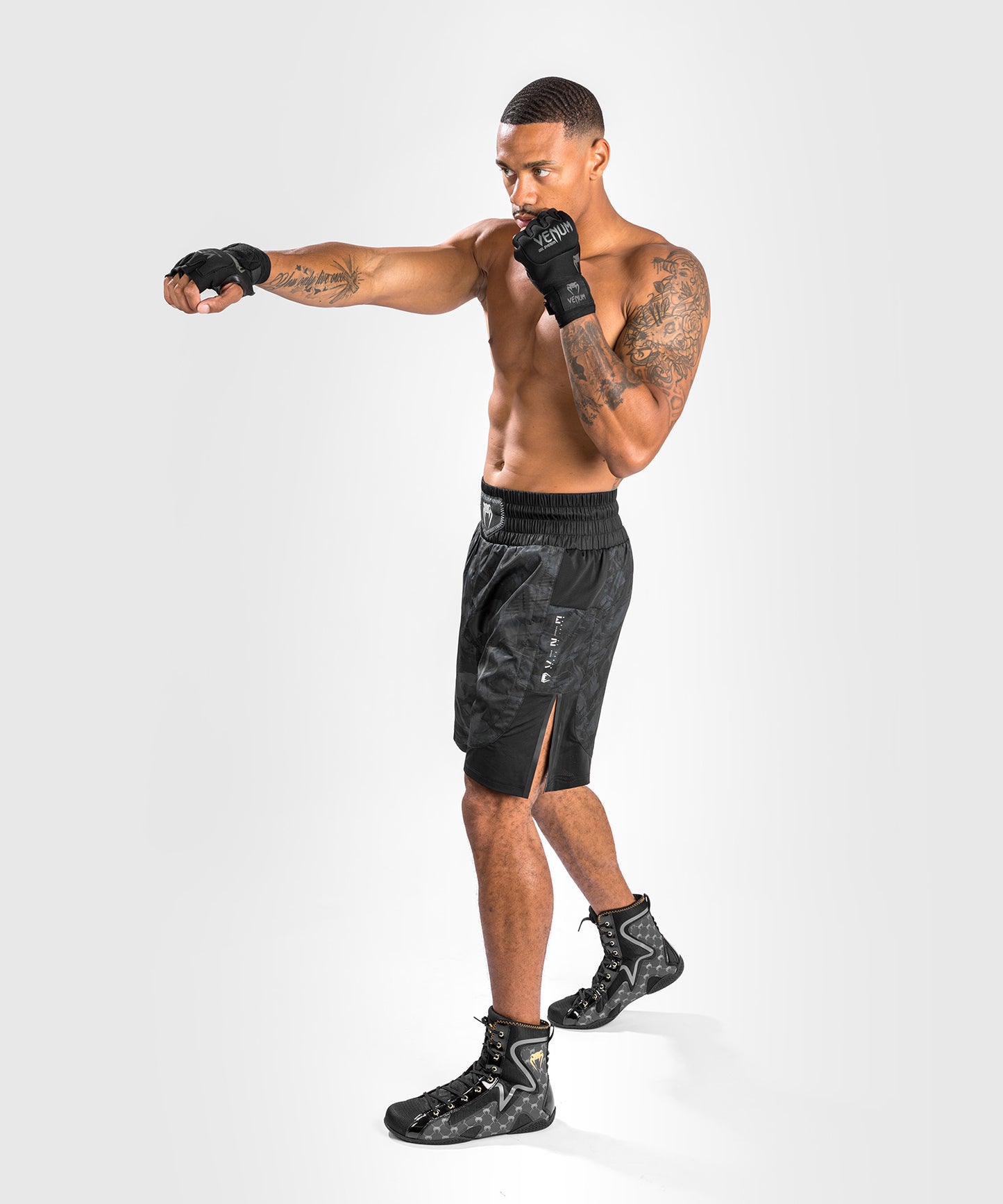 Pantaloncini da boxe Venum Electron 3.0 - Nero