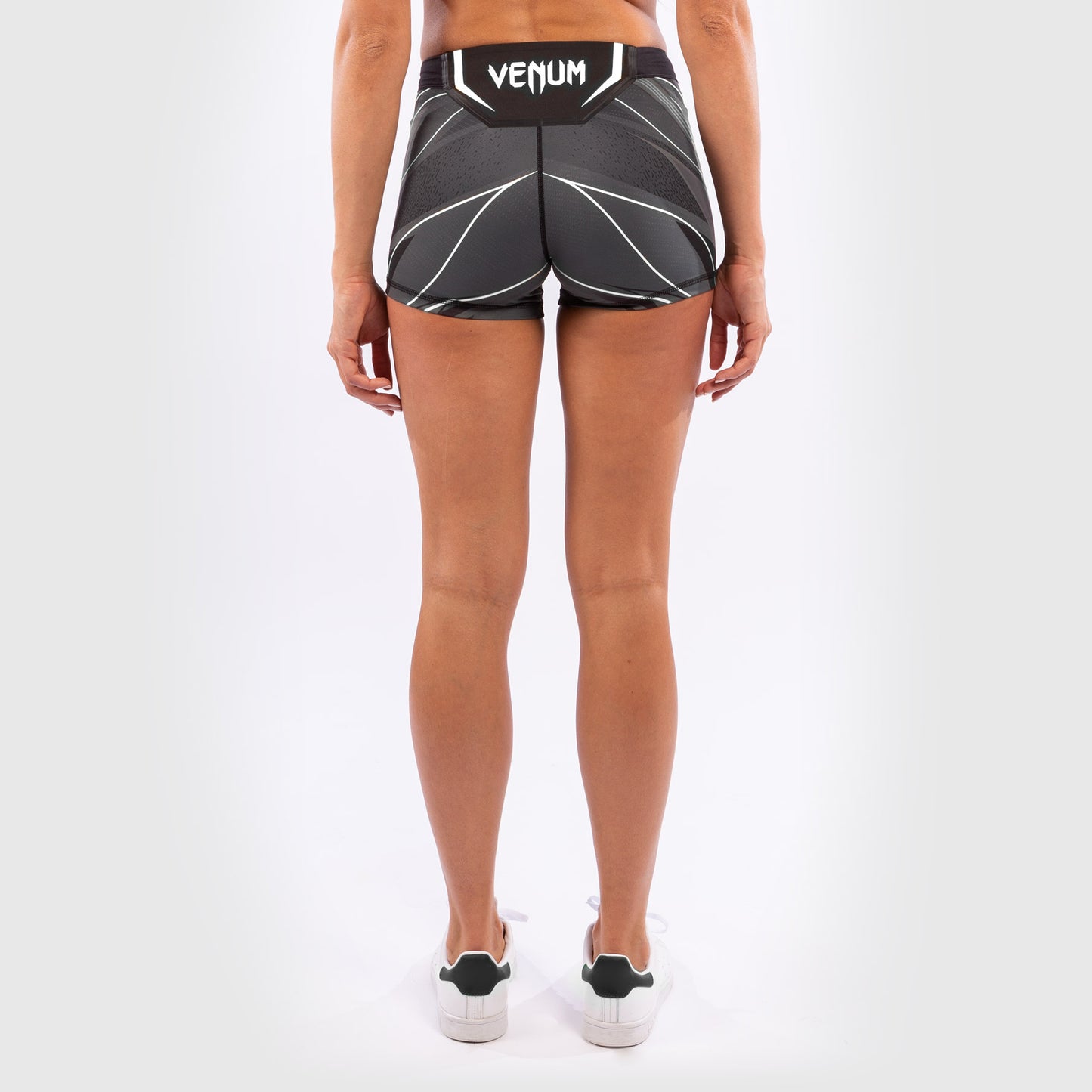 Pantaloncini da Vale Tudo Donna UFC Venum Authentic Fight Night - Vestibilità Corta - Nero