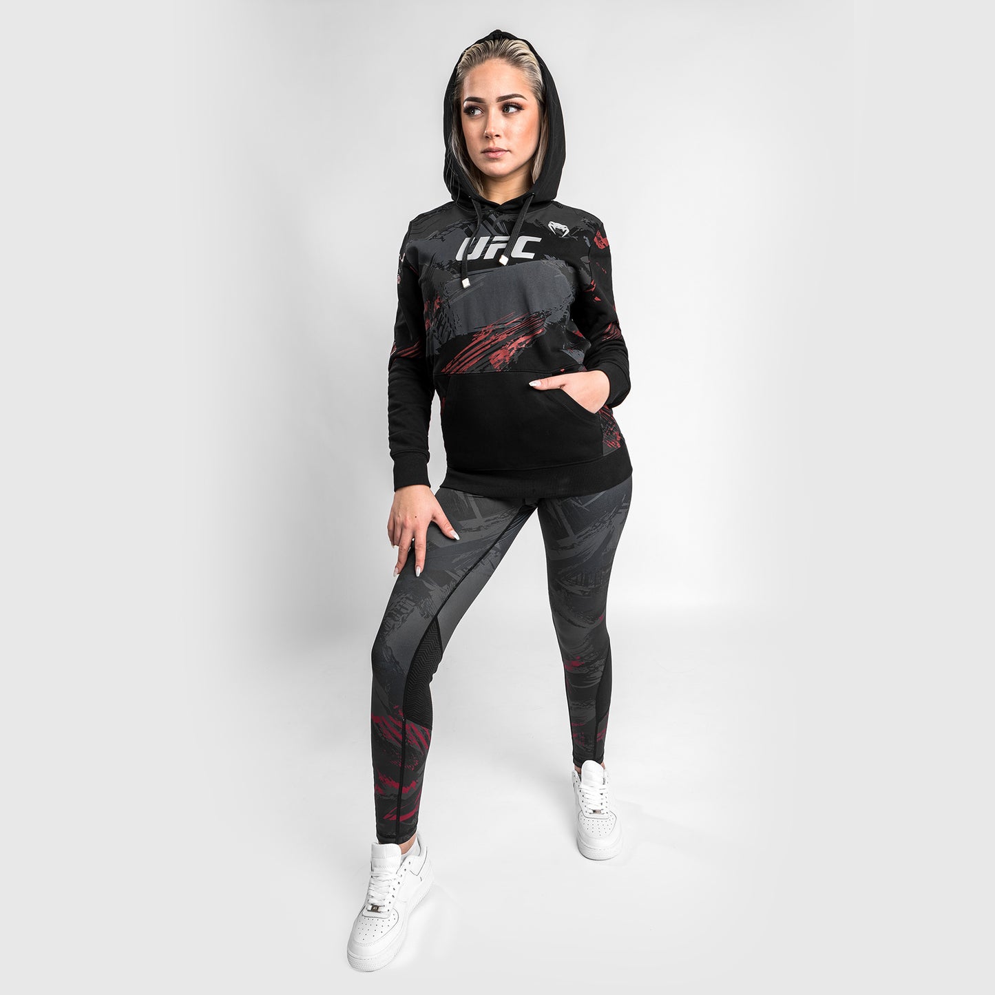 Felpa con cappuccio UFC Venum Authentic Fight Week 2.0 - Donna - nero