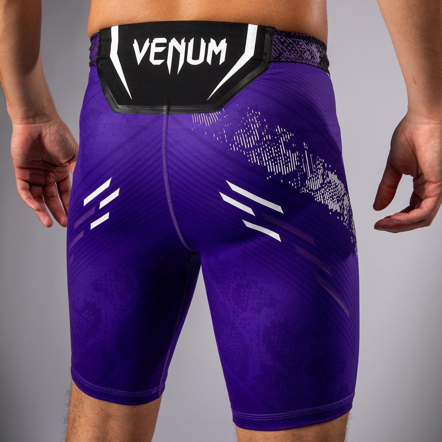 UFC Adrenaline by Venum Authentic Fight Night Pantaloncini a compressione - Viola
