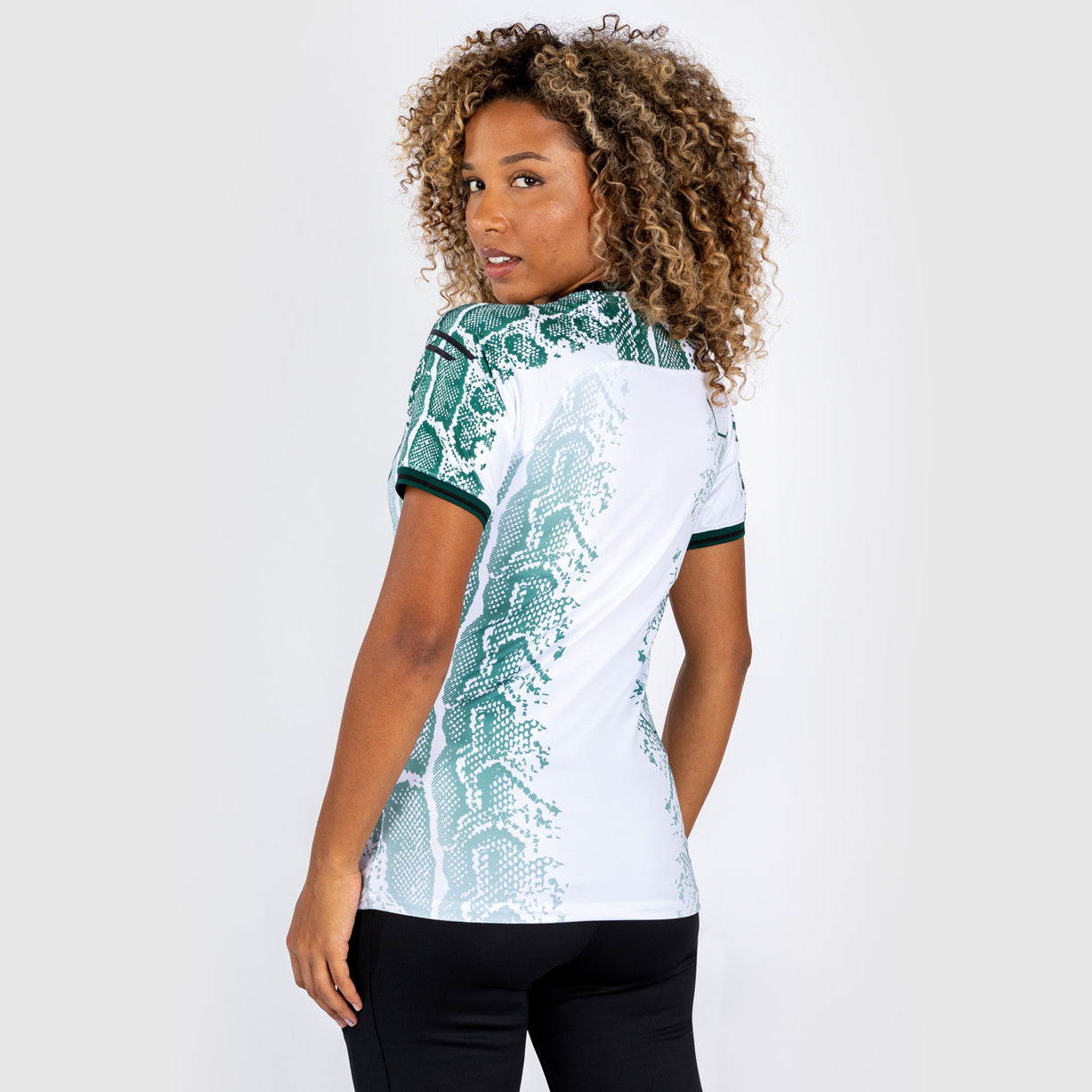 UFC Adrenaline by Venum Authentic Fight Night Maglia Walkout donna - Emerald Edition - bianco/verde