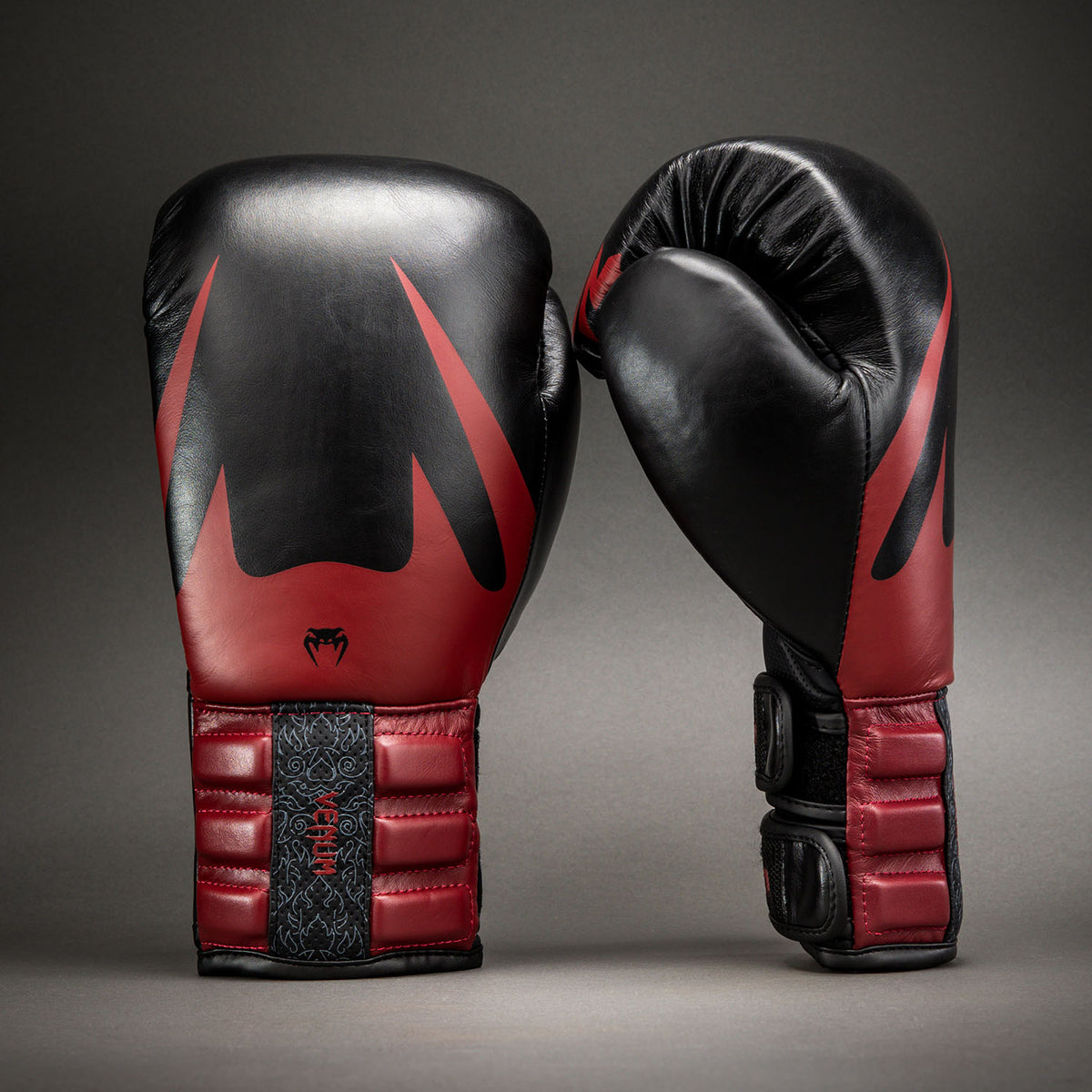 Venum Reverso Guanti da Boxe – Nero/Rosso