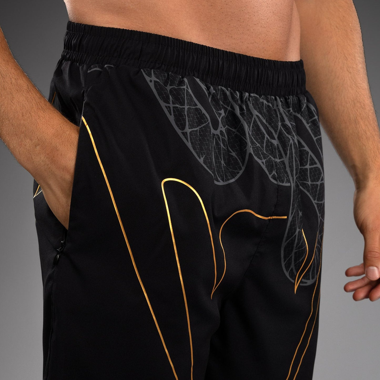 Venum Serpenti Pantaloncini da allenamento – Nero/Argento/Oro