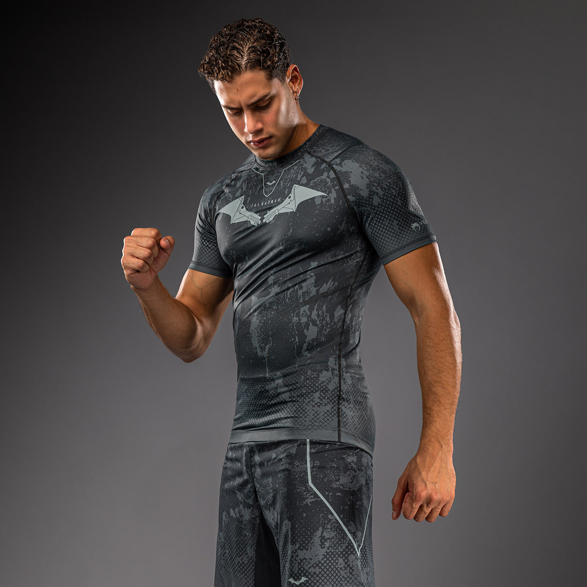 Venum x Batman Rashguard a maniche corte - Grigio