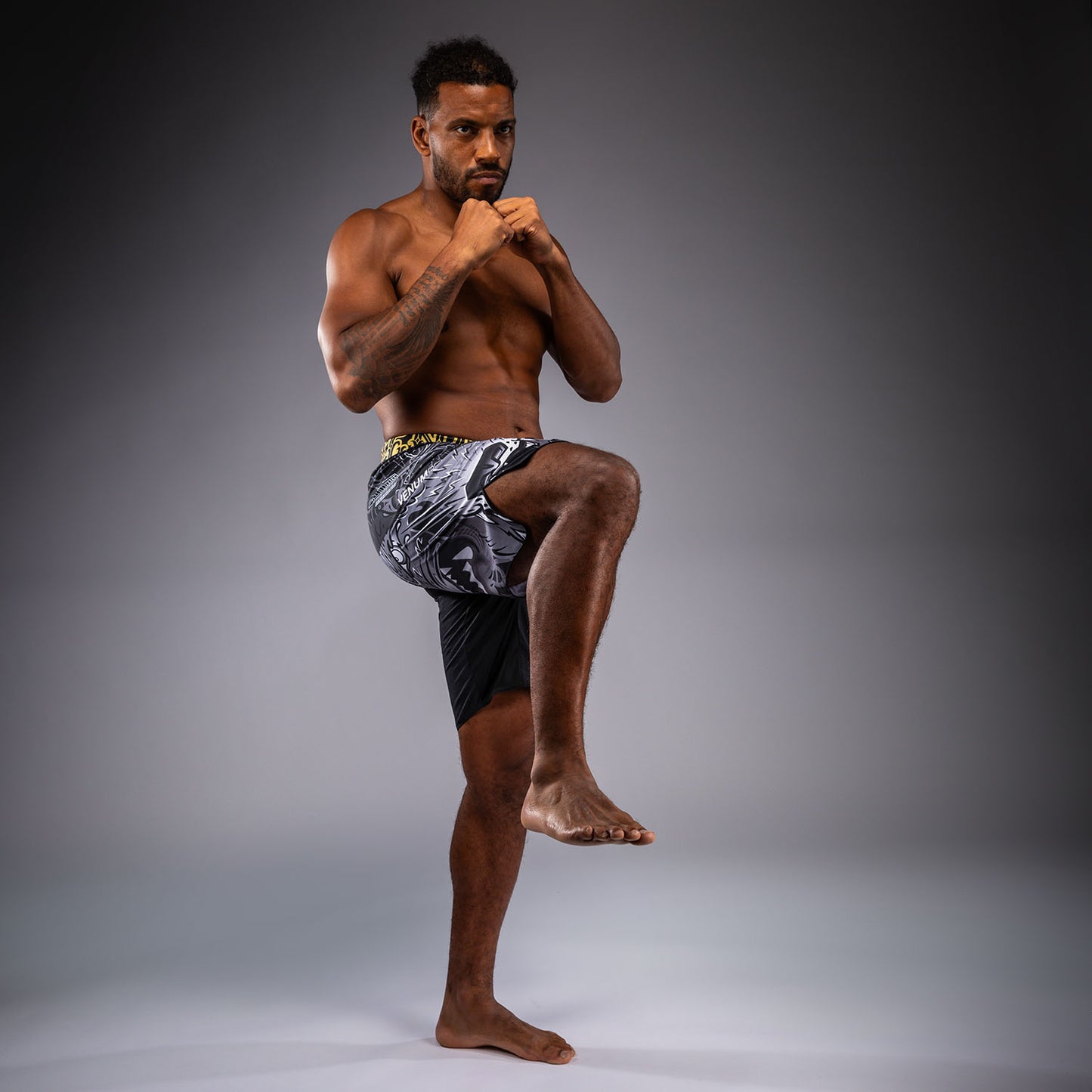 Venum Wolf Atak Pantaloncini da Combattimento – Nero/Grigio