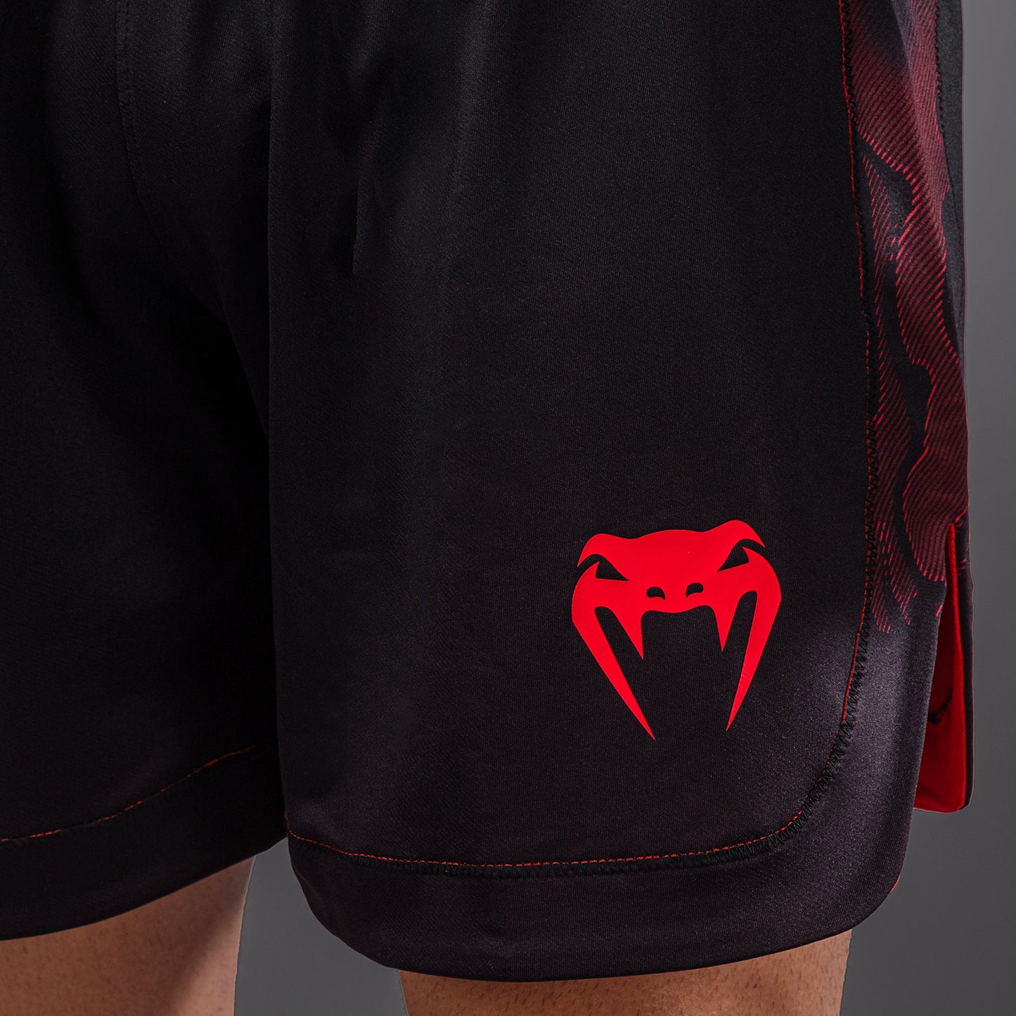 Venum Spectre Pantaloncini da Boxe – Nero/Rosso