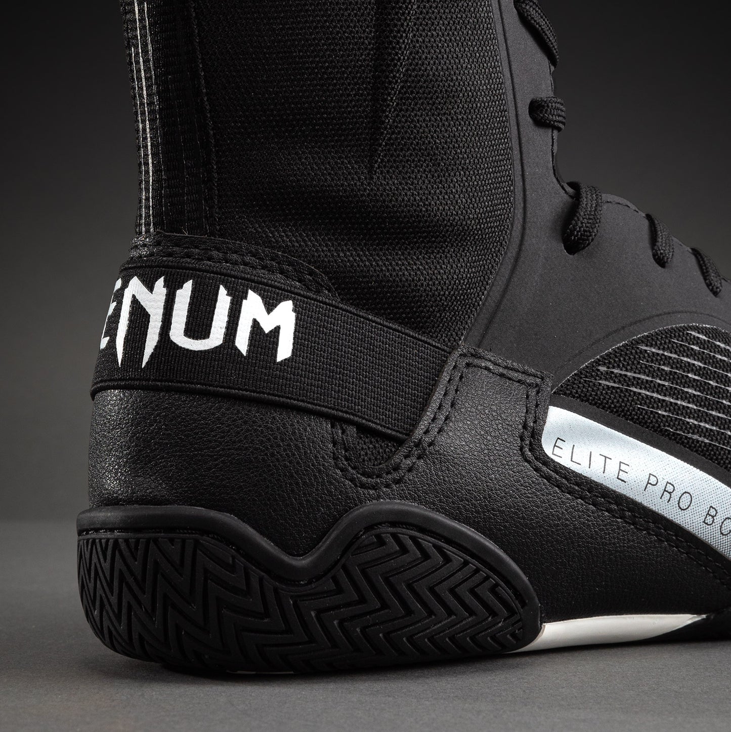 Venum Elite Neo Scarpe da Boxe – Nero/Bianco
