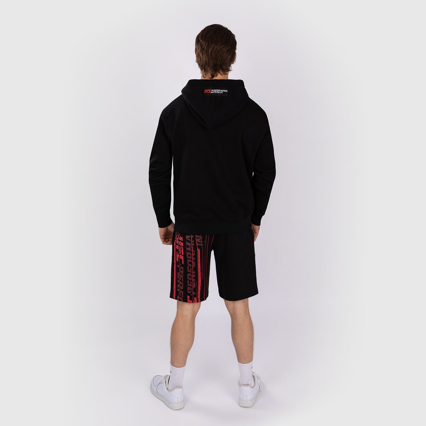 UFC Venum Performance Institute 2.0 Felpa con Cappuccio da Uomo - Nero/Rosso