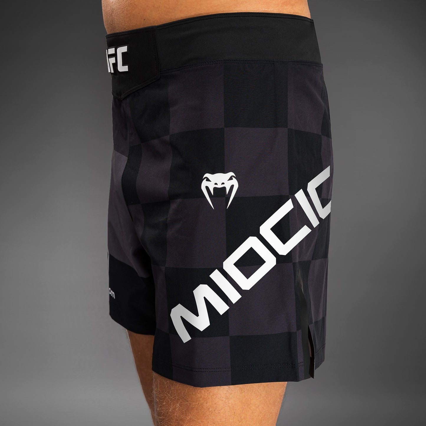 UFC Unrivaled by Venum Stipe Miocic Pantaloni Corti da Combattimento Fit Uomini - Nero