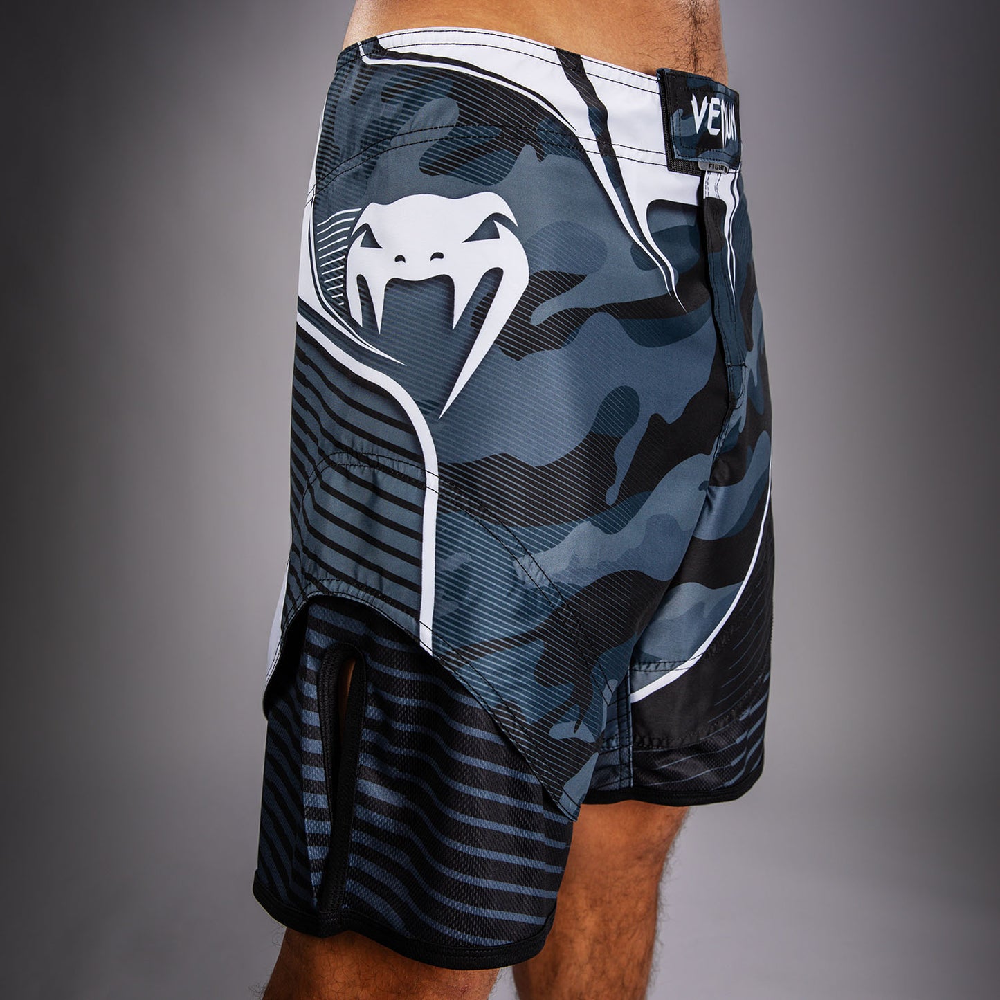 Venum Camo Hero Pantaloncini da Combattimento - Blu Navy Scuro/Blu