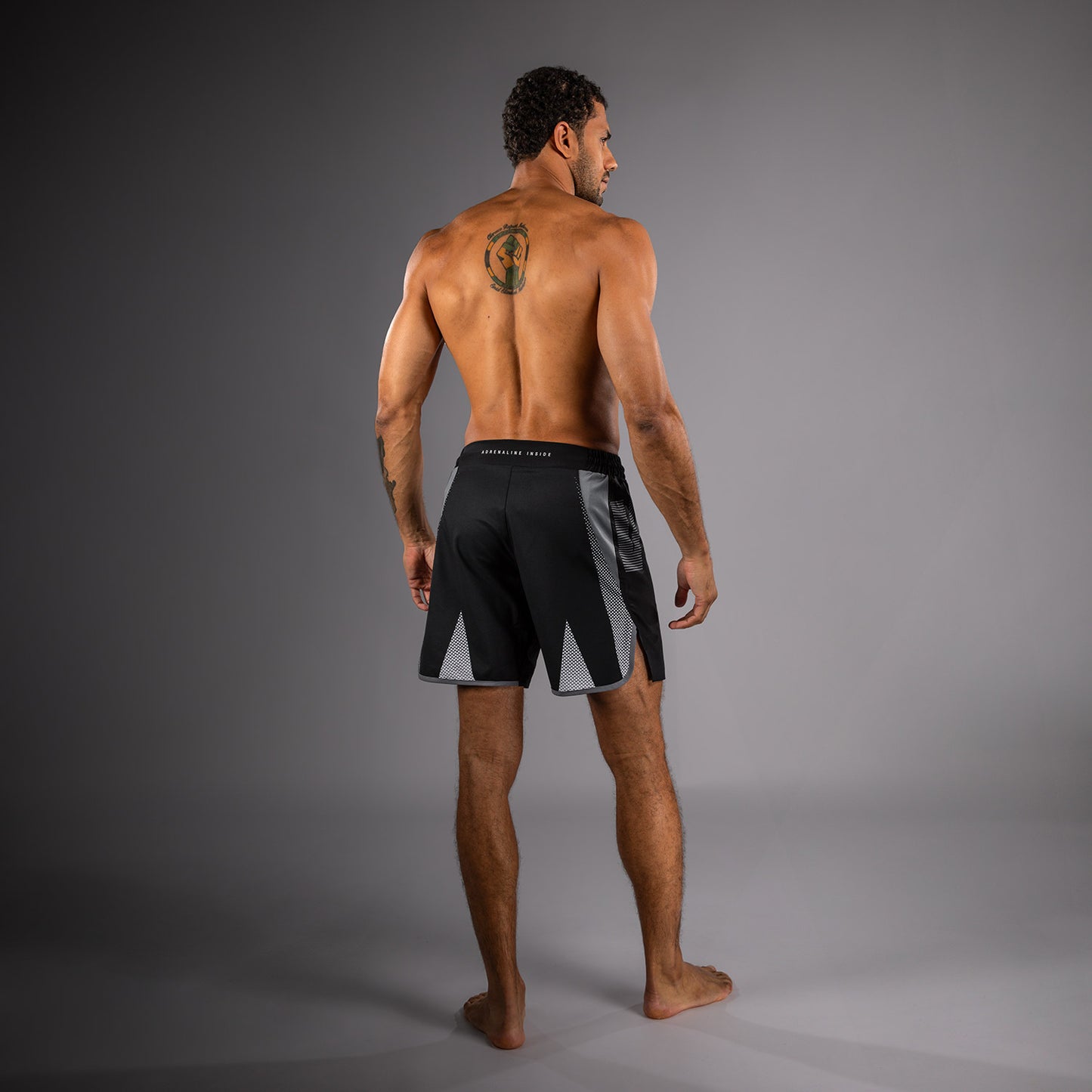 Venum Adrenaline Pantaloncini da combattimento – Nero/Grigio Argento