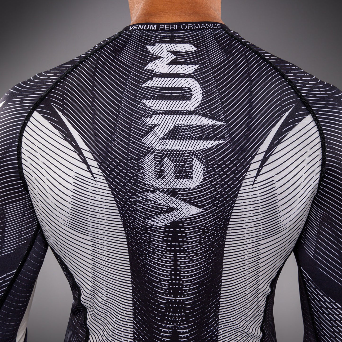 Venum Galactic 3.0 Rashguard a Maniche Lunghe - Bianco Sporco/Nero