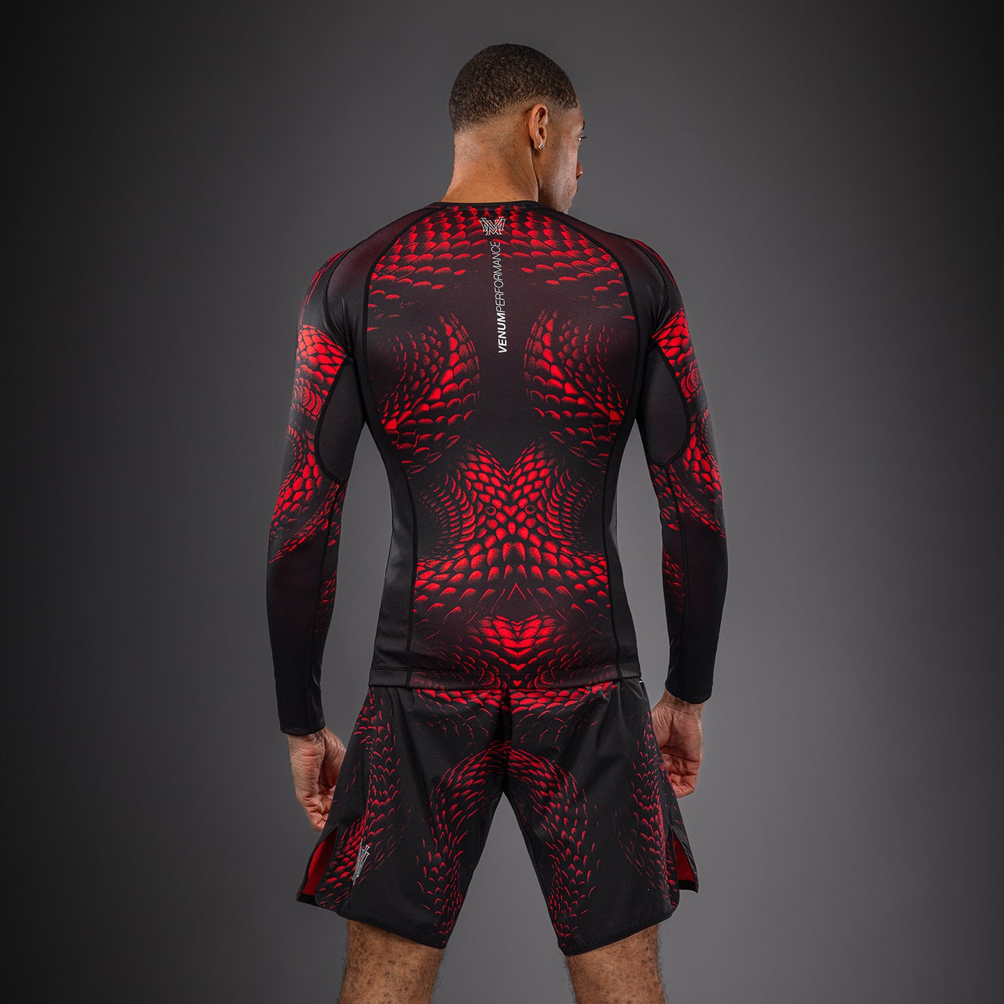 Venum Matupa Rashguard a Maniche Lunghe - Nero/Rosso/Argento