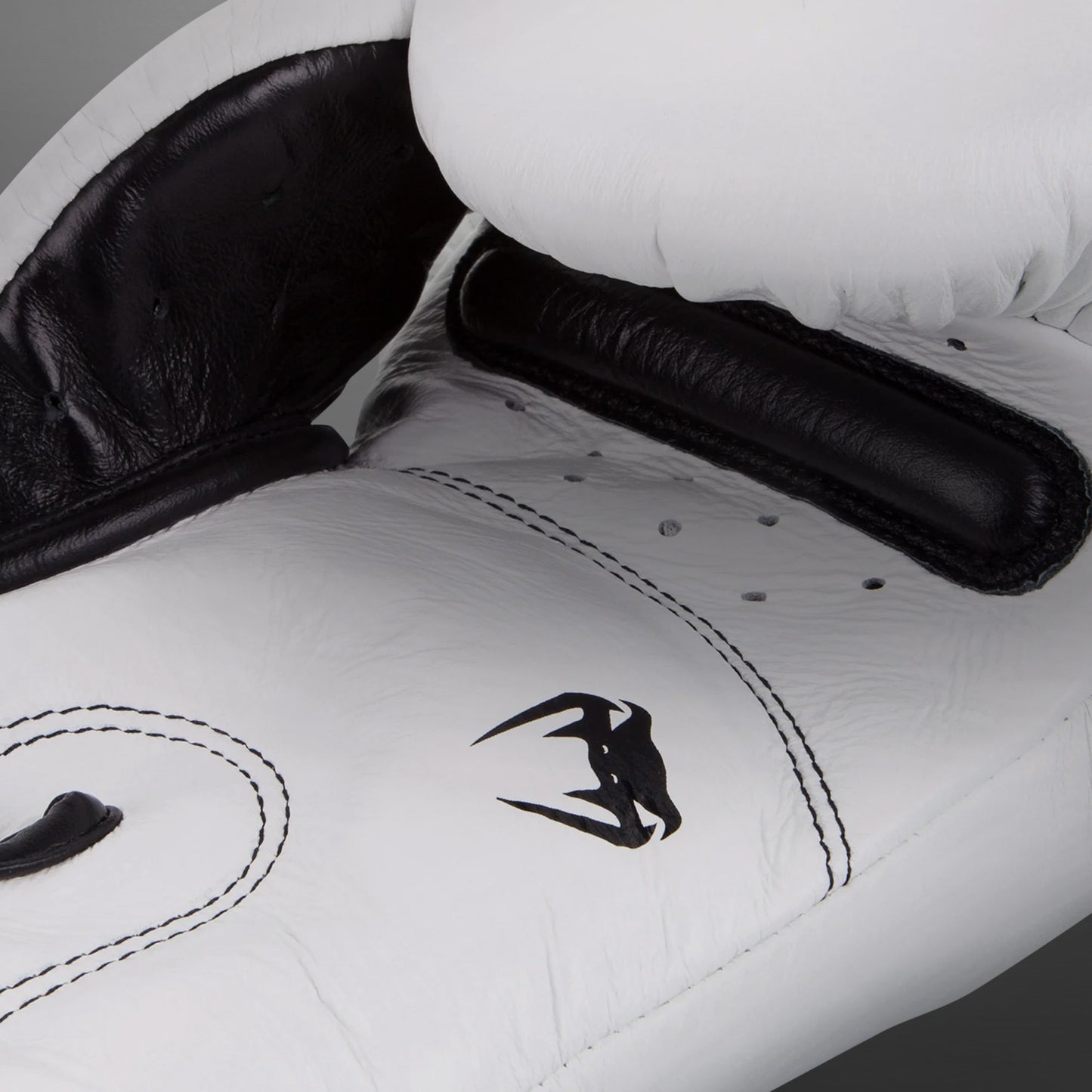 Guantoni da Boxe Venum Giant 3.0 - Pelle Nappa - Bianco/Nero