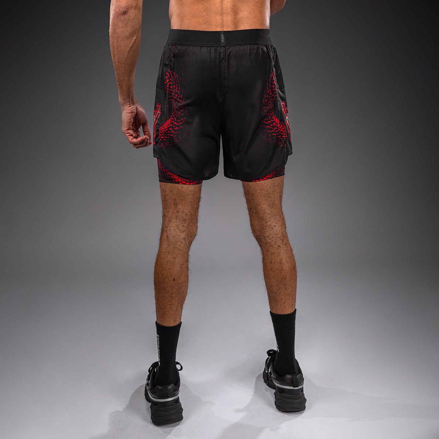 Venum Matupa Pantaloncini da Allenamento - Nero/Rosso/Argento
