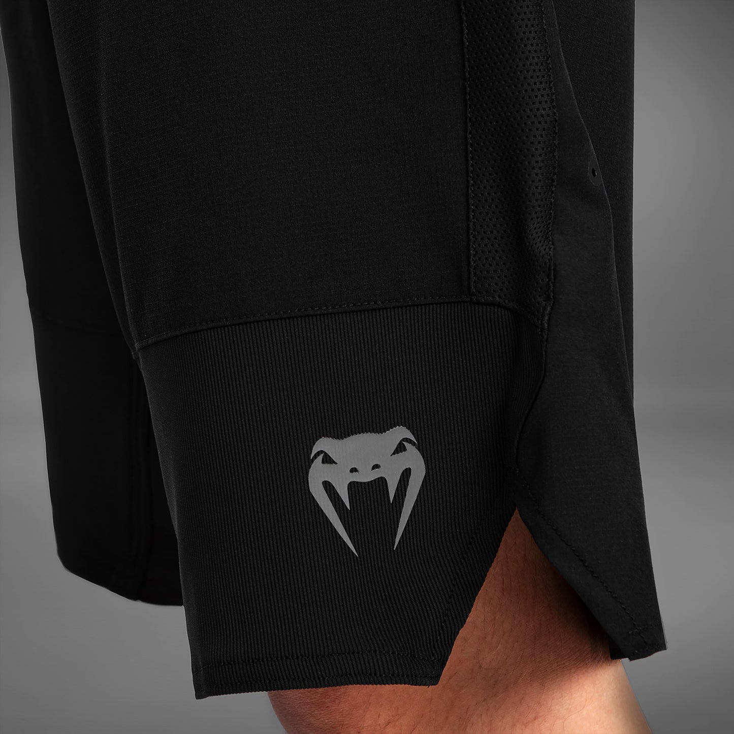 Pantaloncini da combattimento Venum G-Fit Air - neri
