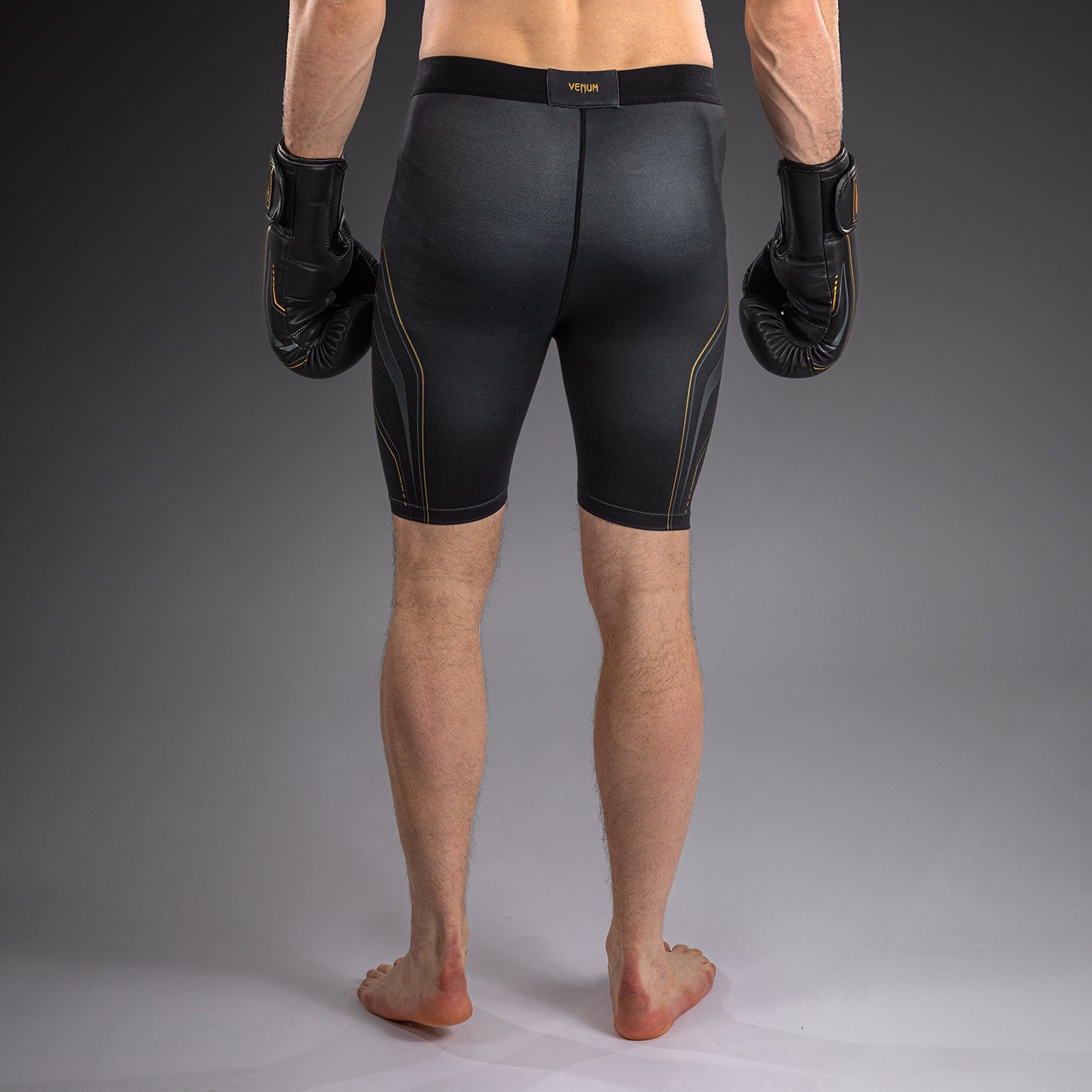 Venum Streamline Pantaloncini a Compressione – Nero/Oro