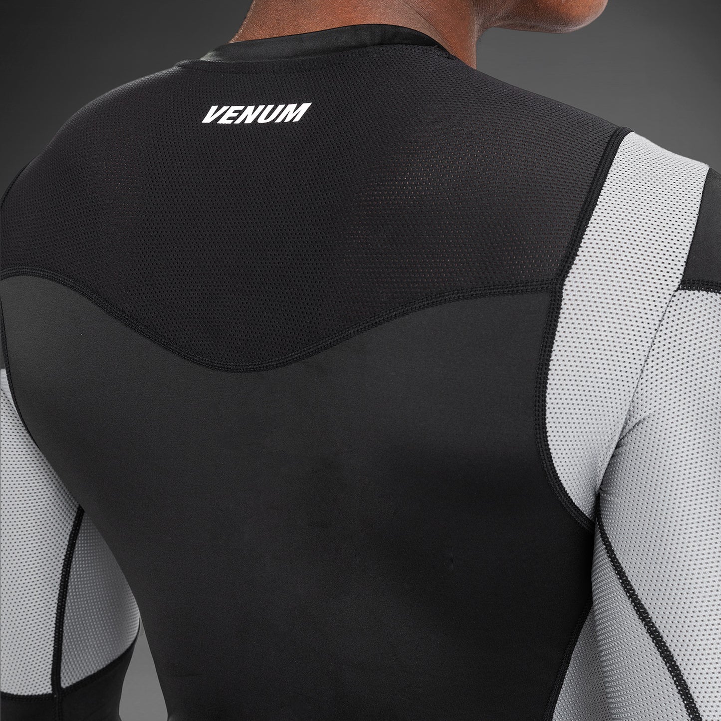 Venum Tempest Rashguard a maniche lunghe - Nero/Grigio
