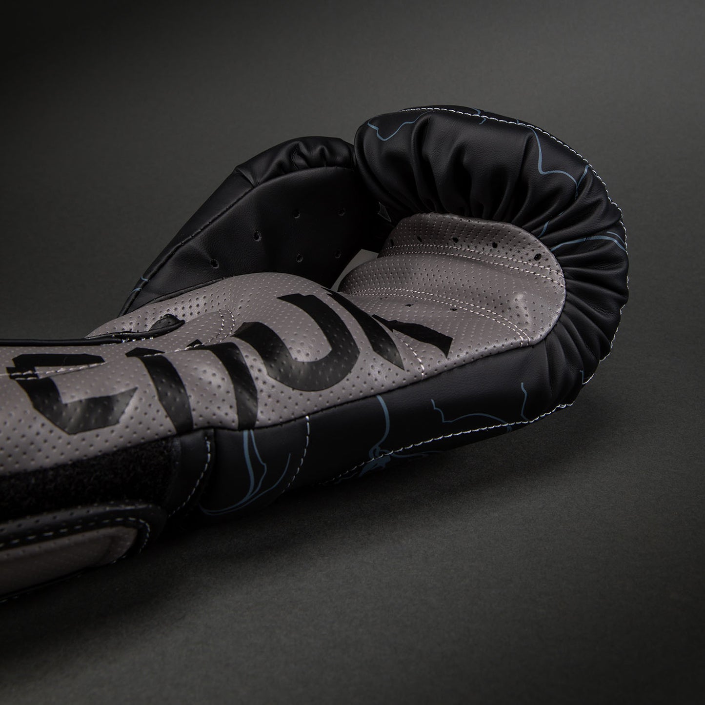 Venum Thunder Dragon Guantoni da boxe – Nero/Grigio/Rame