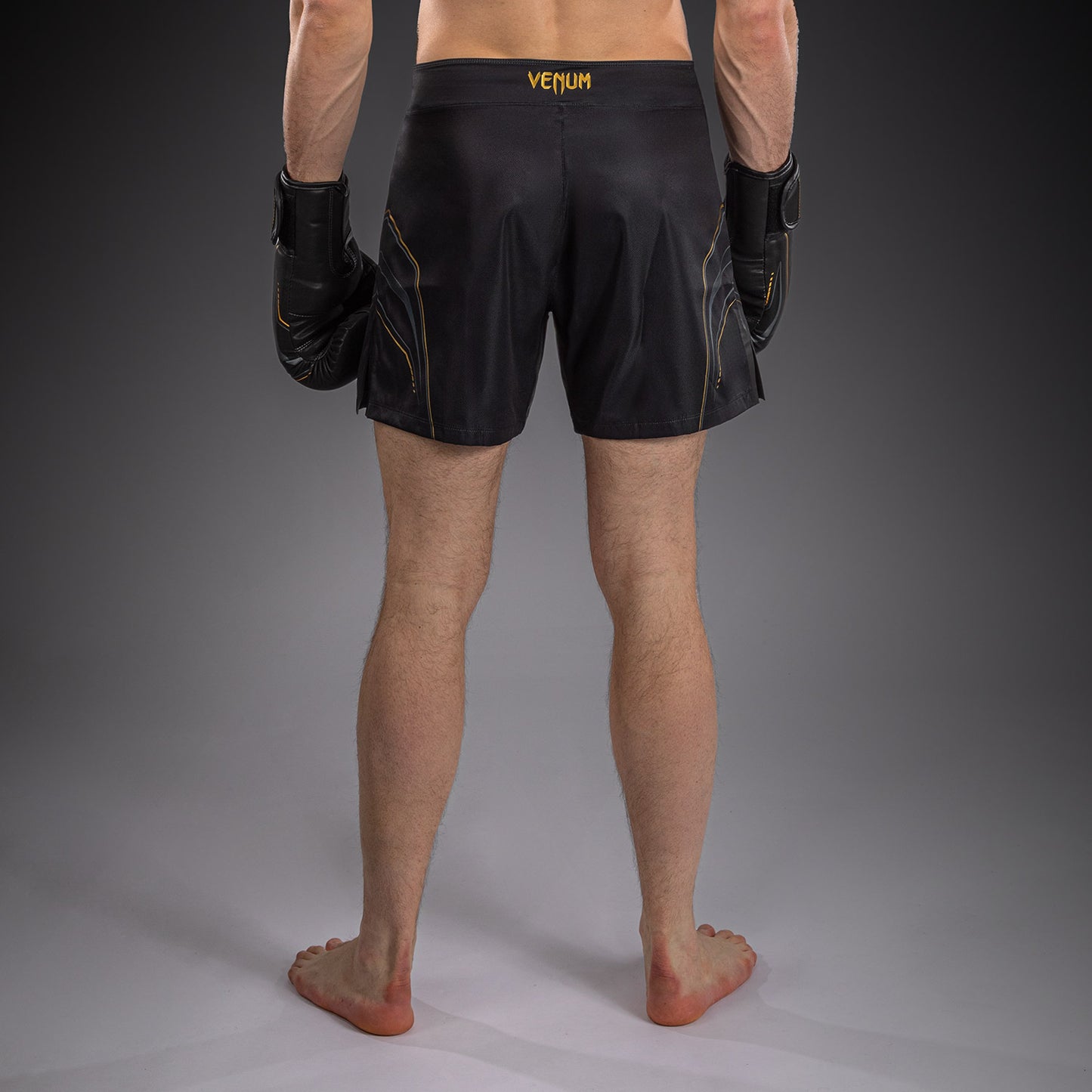 Venum Streamline Pantaloncini da Combattimento – Nero/Oro