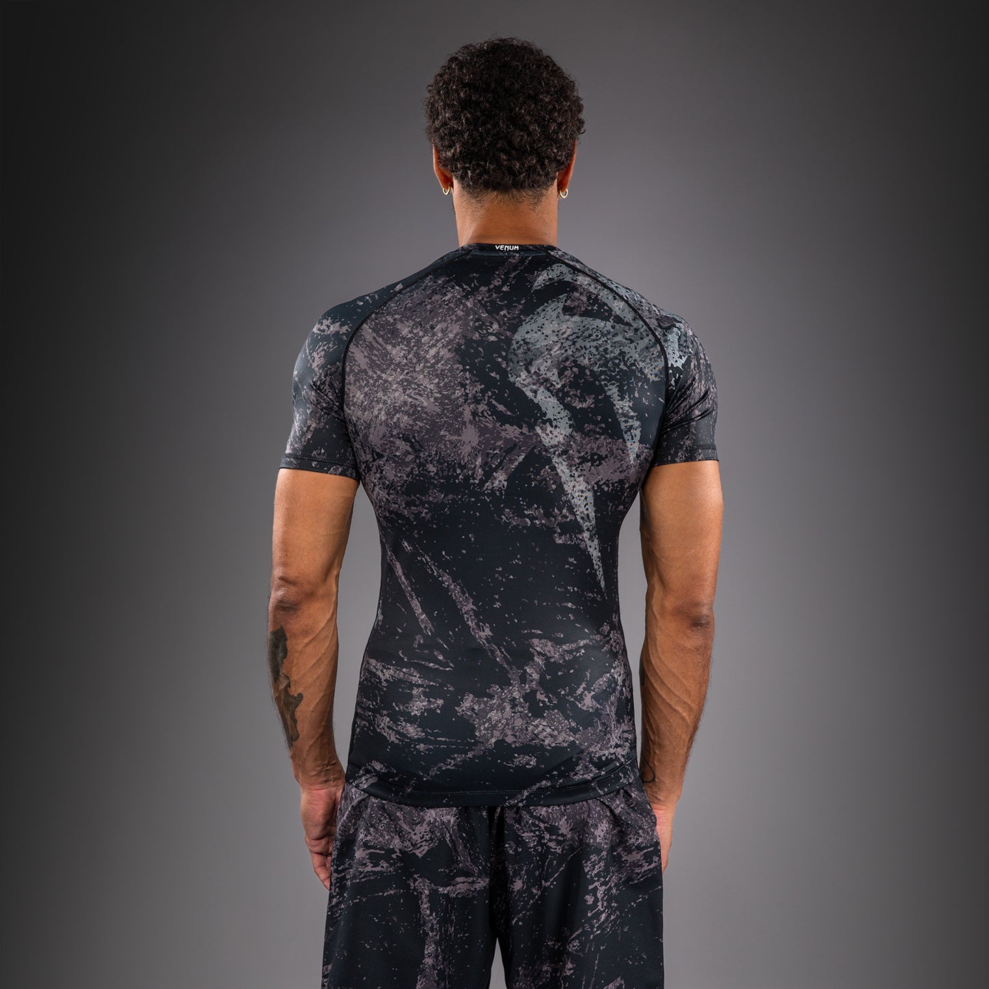 Venum Rage & Workout Rashguard a Maniche Corte - Nero/Grigio