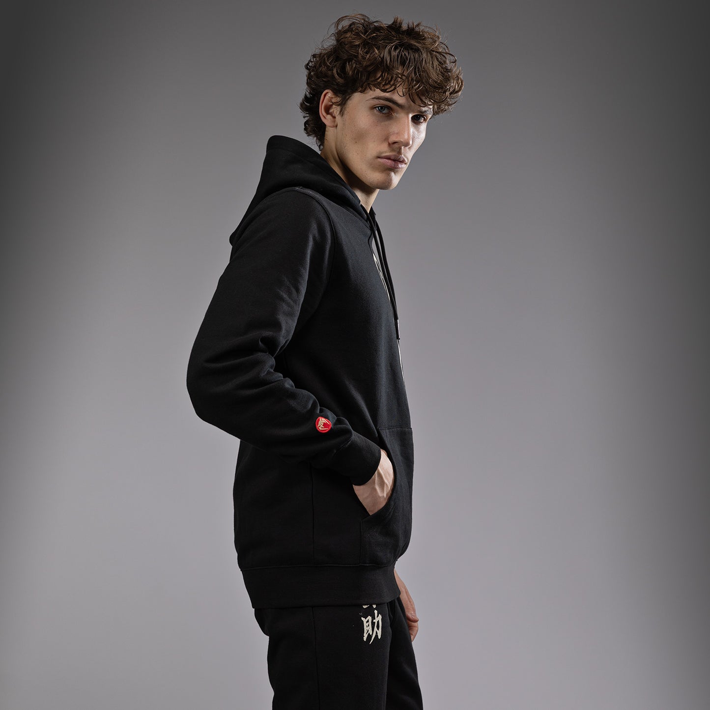Venum x Assassin’s Creed Shadows Felpa con cappuccio - Nero