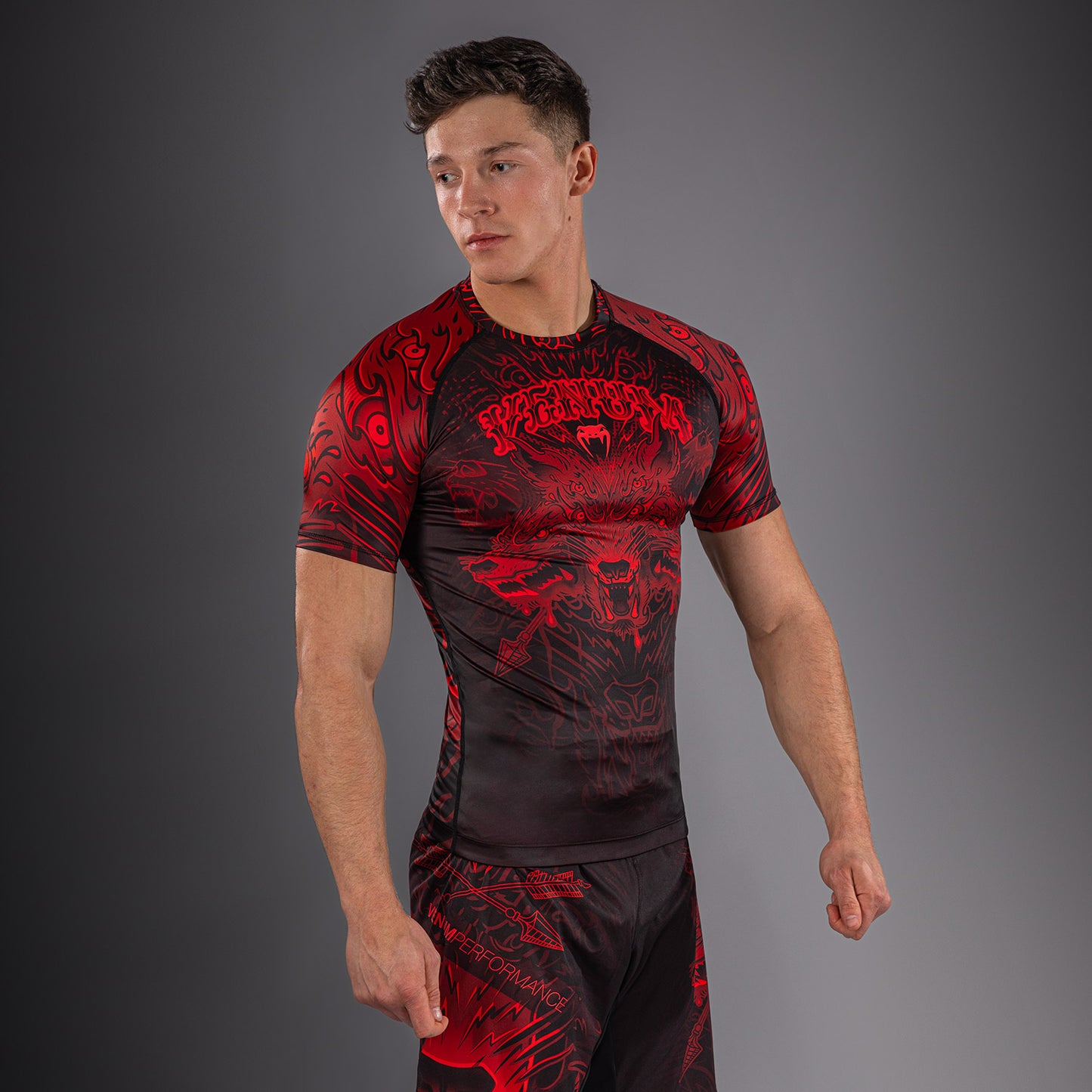 Venum Wolf Atak Rashguard a Maniche Corte – Nero/Rosso