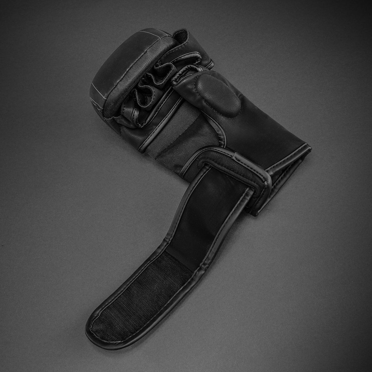 Venum Amazonia Reborn Guanti da sparring MMA - Nero/Grigio