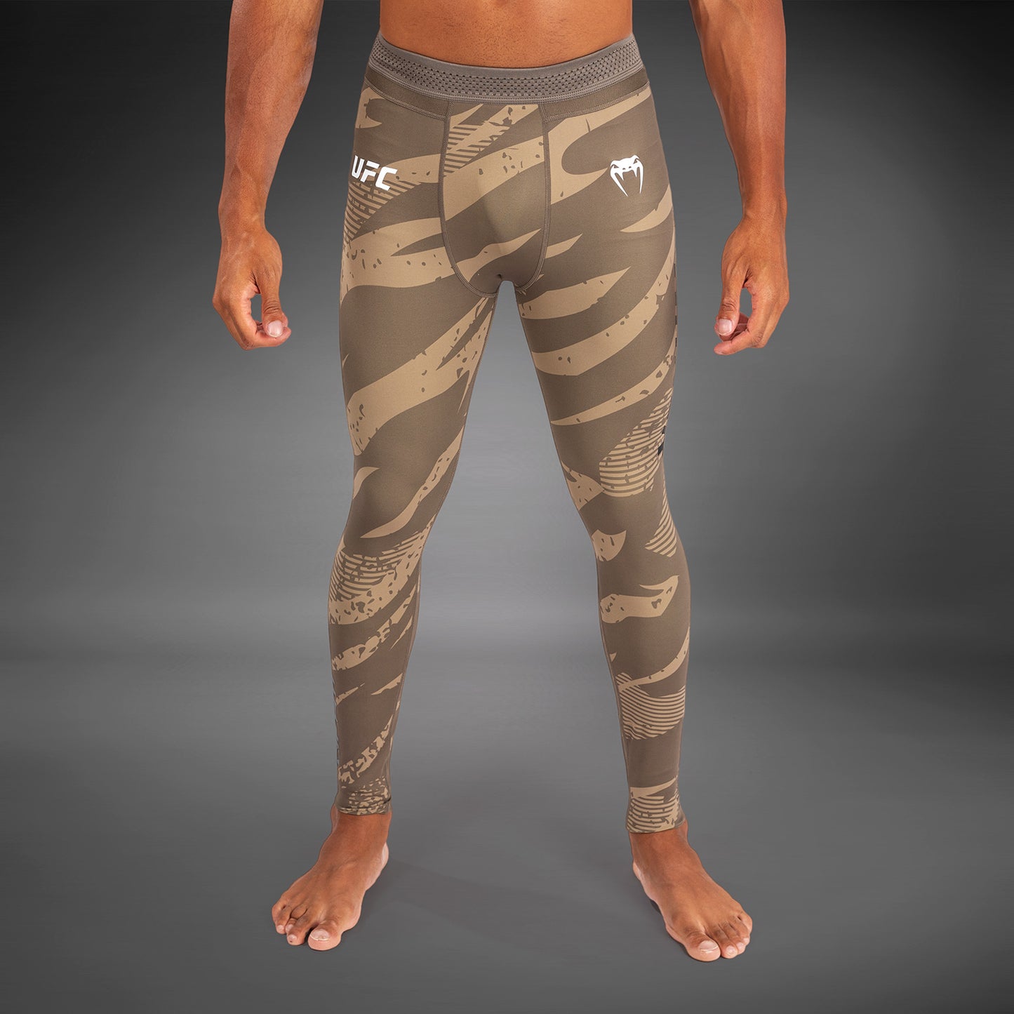 UFC Adrenaline by Venum Fight Week performance Pantaloni A Compressione - Desert Camo