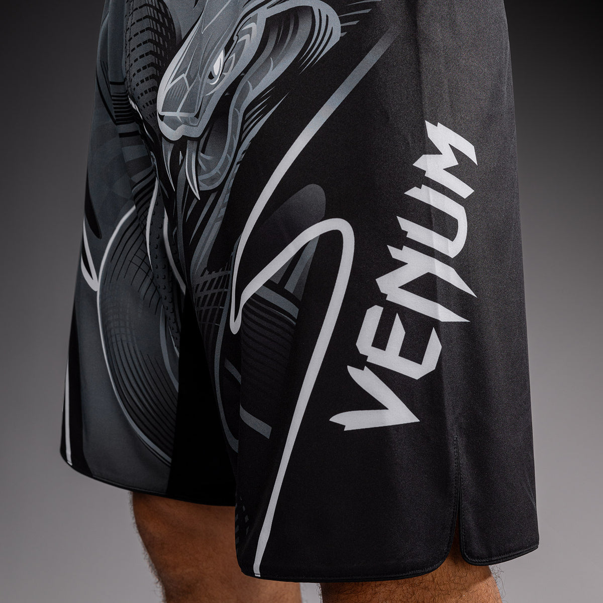 Venum Crimson Viper 2.0 Fightshorts - Nero/Grigio