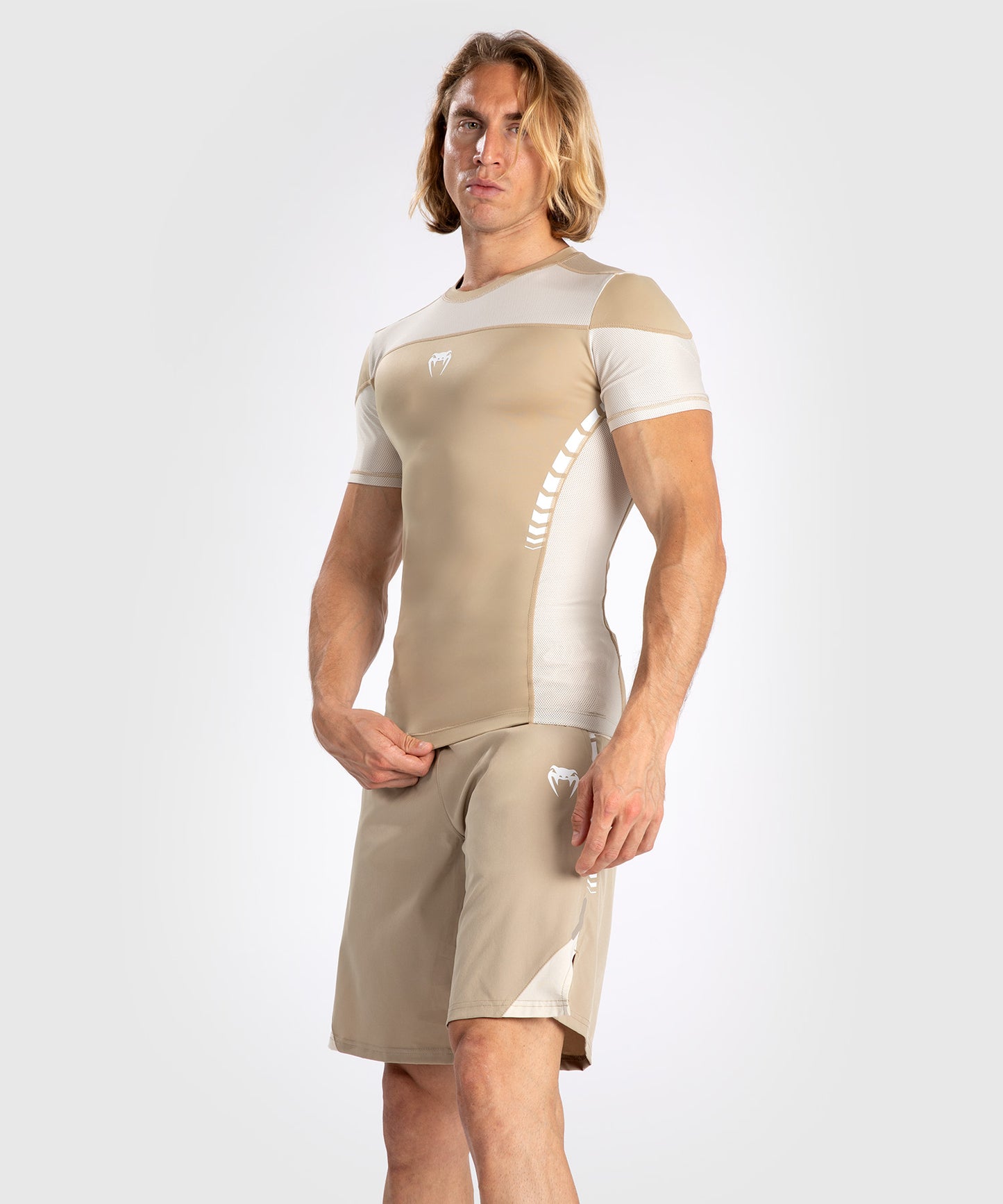 Venum Tempest Rashguard a Maniche Corte per Uomo - Beige/Sabbia
