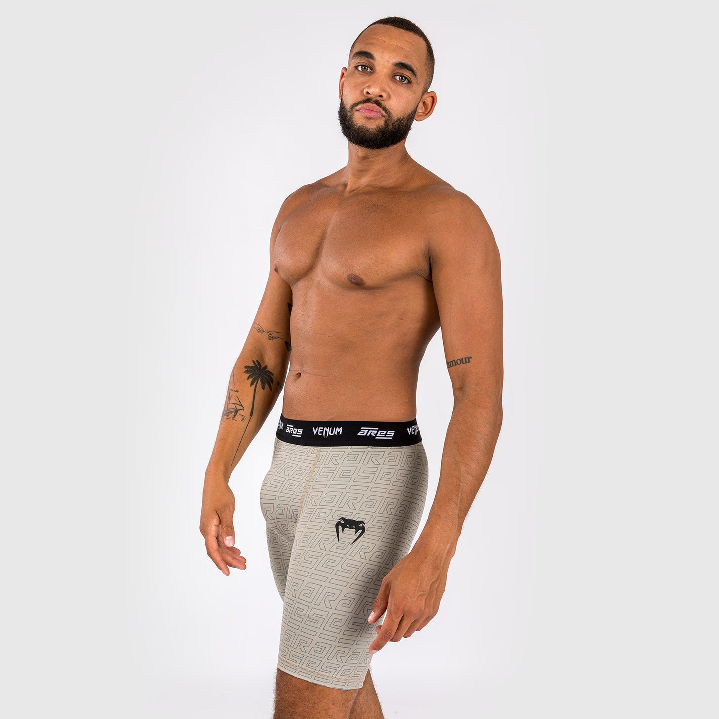 Venum x Ares 2.0 Pantaloncini a Compressione - Sabbia