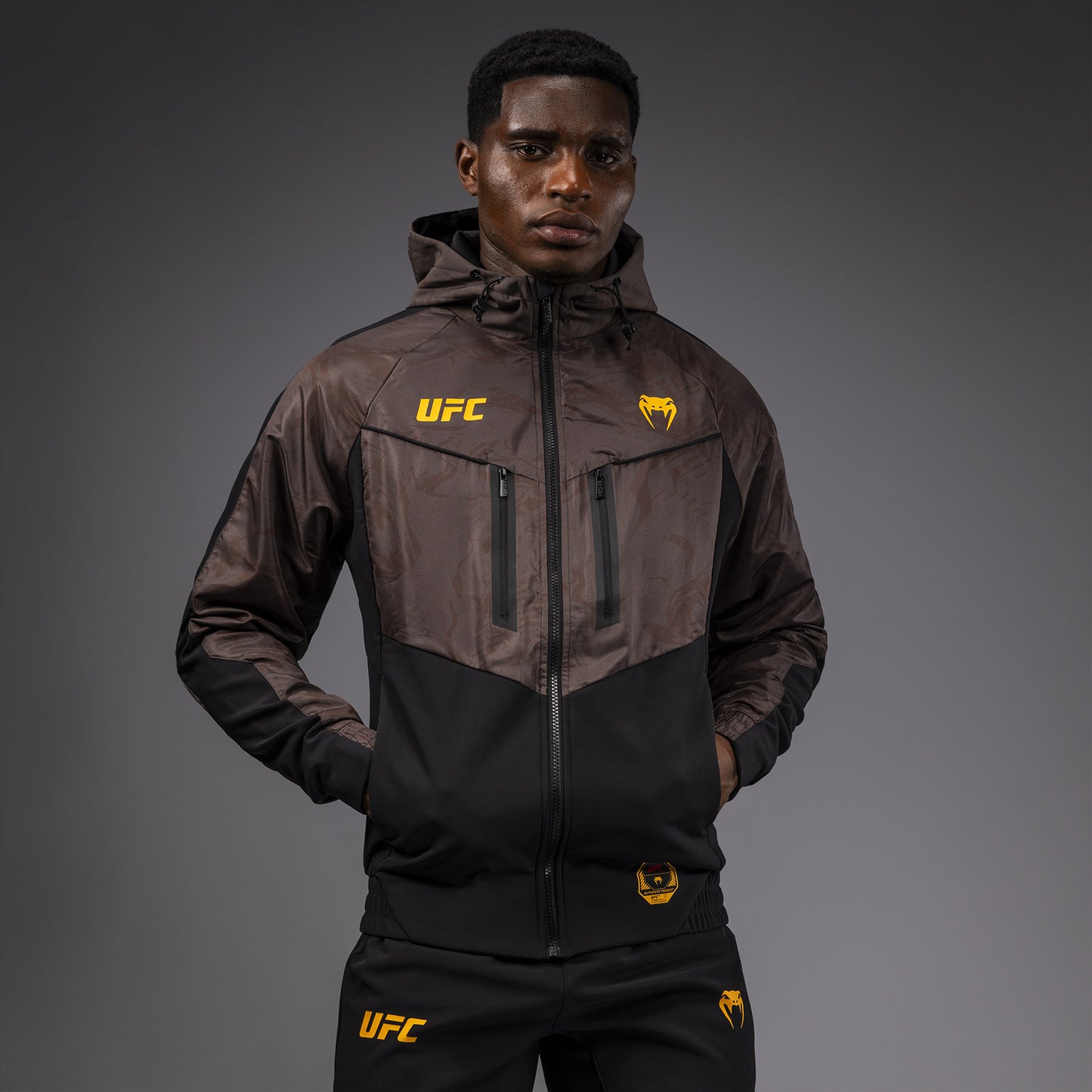 UFC Fusion by Venum Fight Week Felpa con Zip per Uomo - Marrone terra
