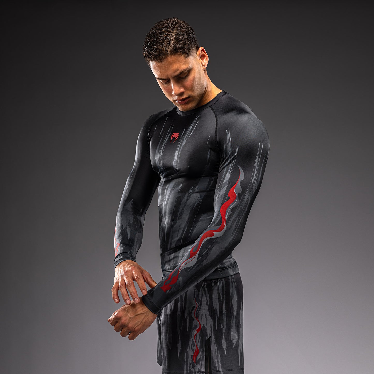 Venum Demon Rashguard a Maniche Lunghe - Nero/Grigio